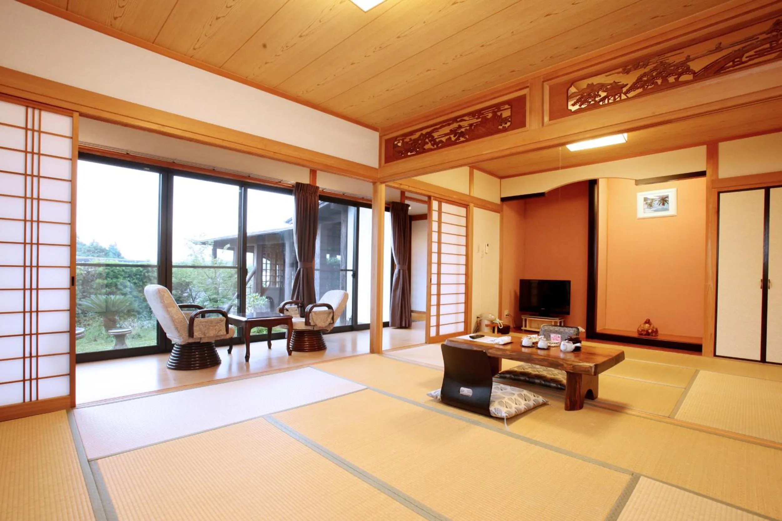 Photo of the whole room in Tawarayama Onsen Ryokan Minawa