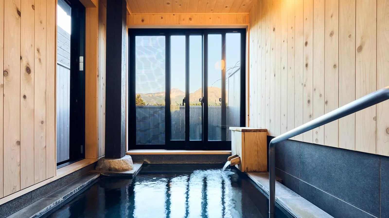 Photo of the whole room in Tawarayama Onsen Ryokan Minawa