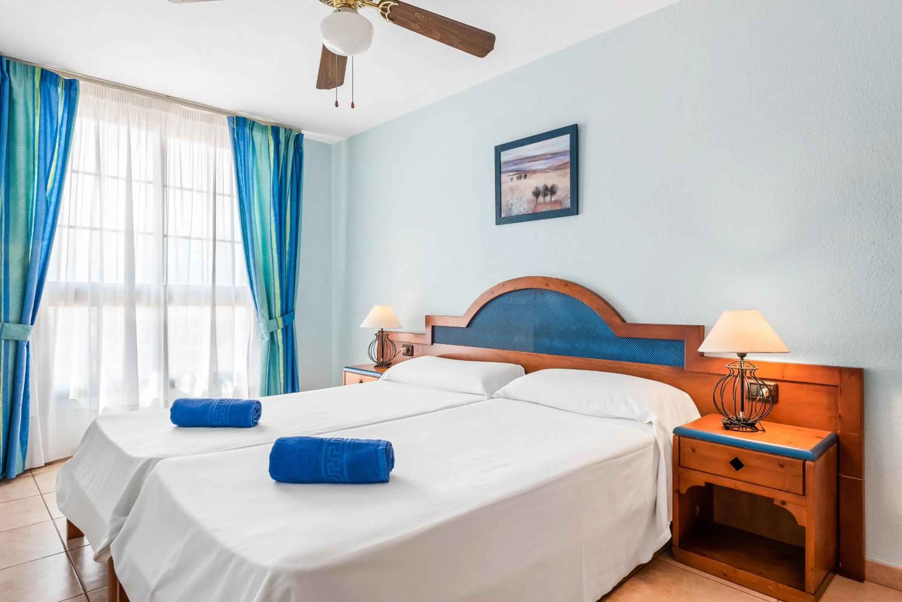 Bedroom, Bed in Club Tenerife Apartments