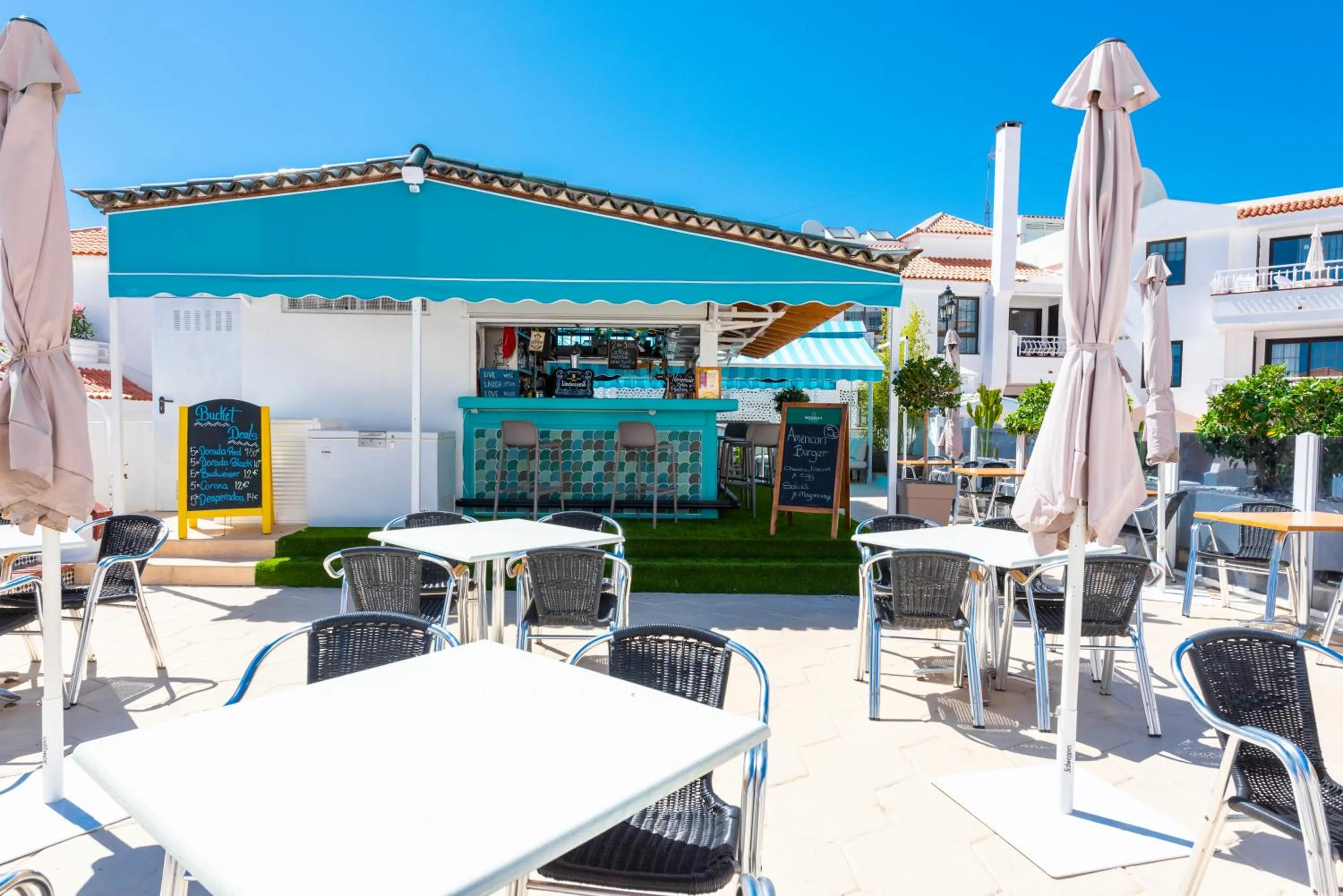 Lounge or bar in Club Tenerife Apartments