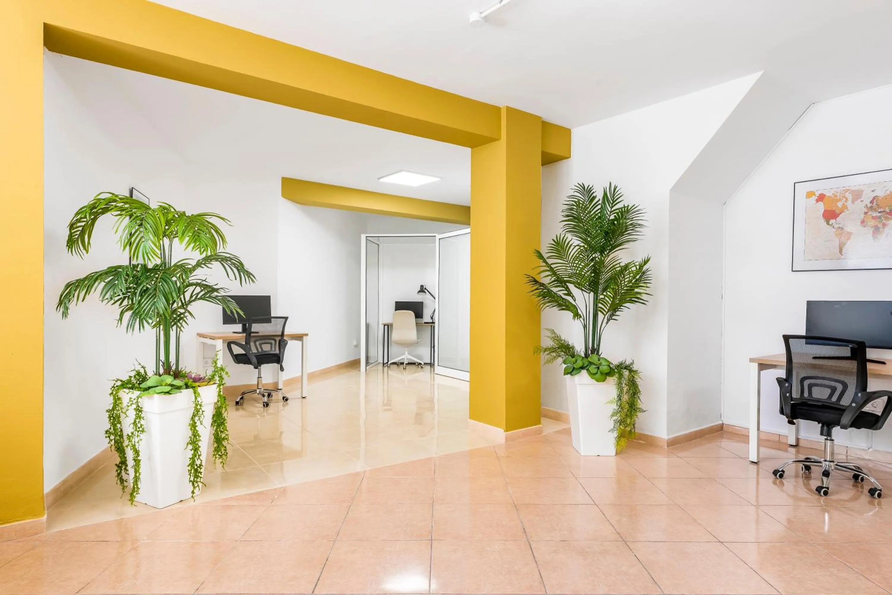 Business facilities in Club Tenerife Apartments