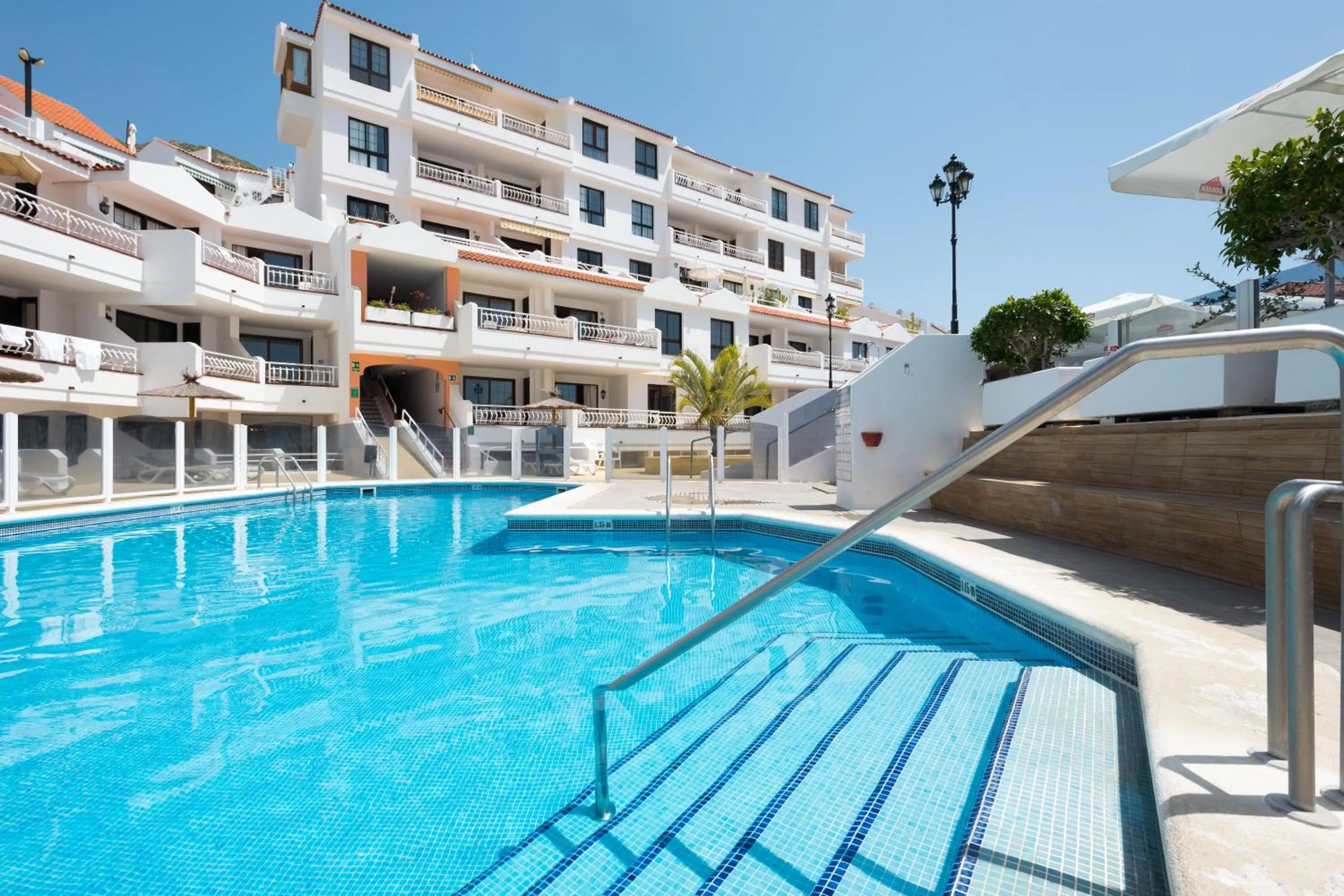 Property building in Club Tenerife Apartments