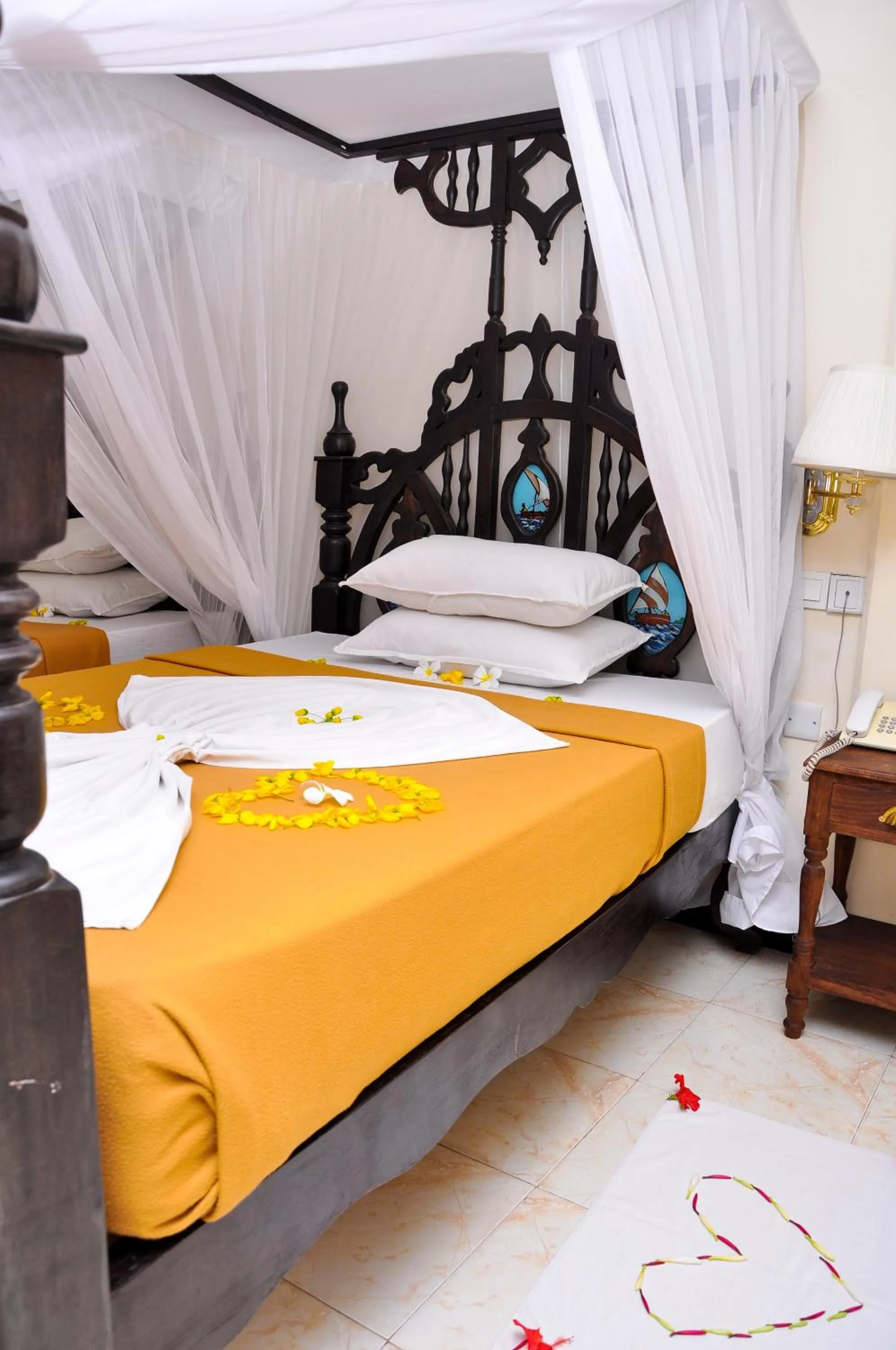 Bed in Forodhani Park Hotel