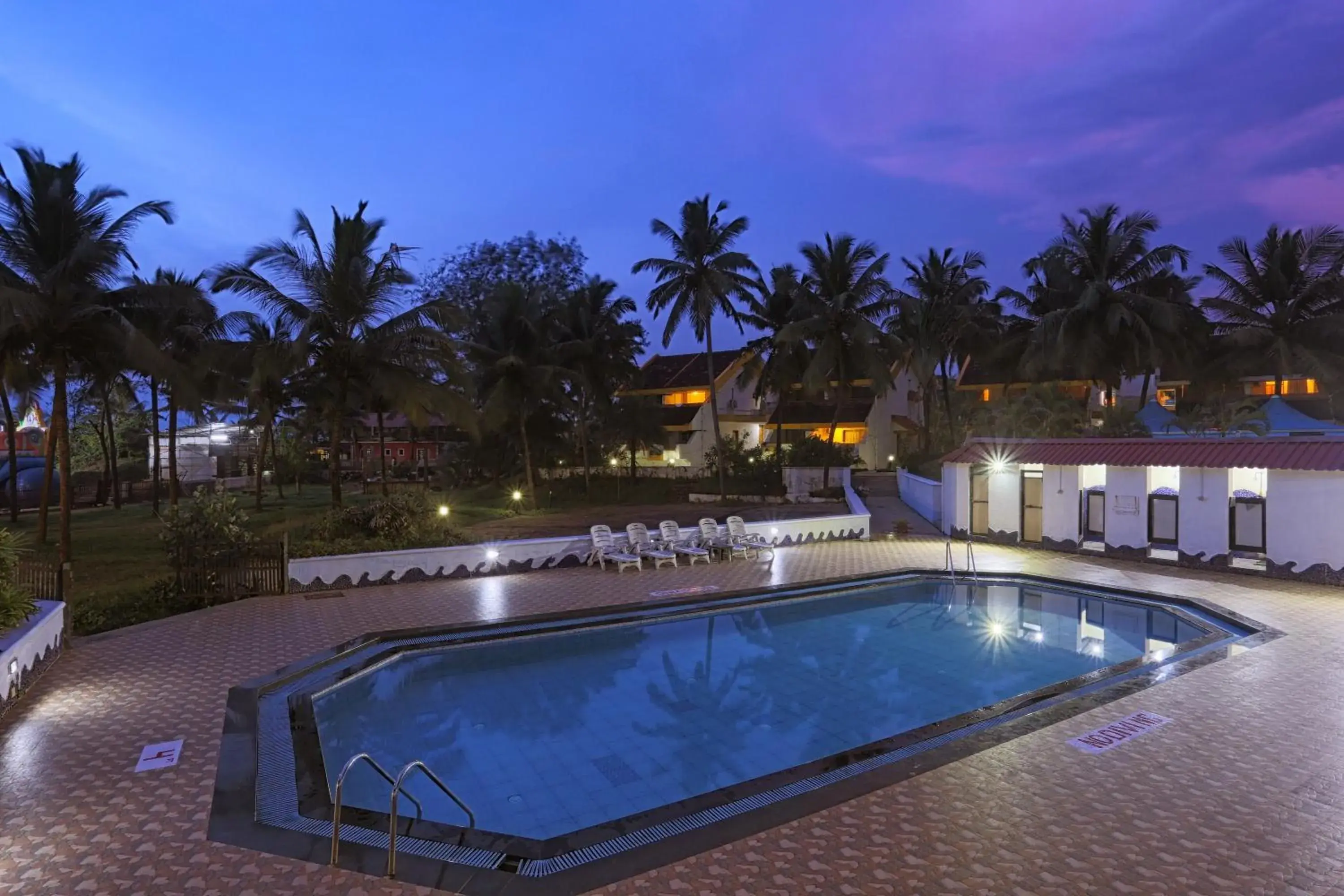 Swimming pool in Calangute Residency Swimming pool in Calangute Residency