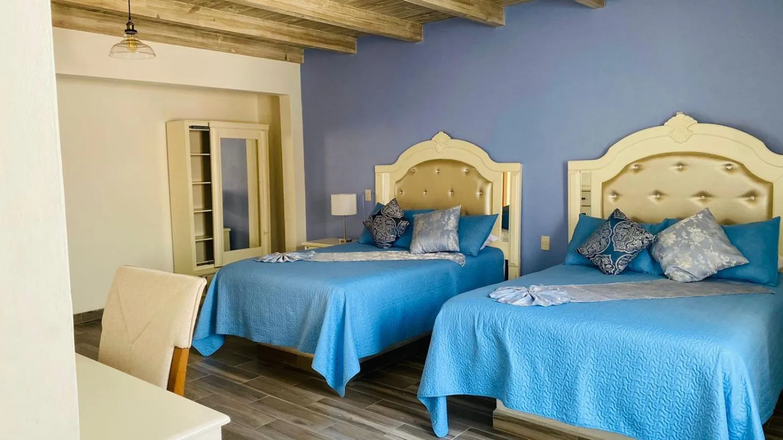 Bedroom, Bed in Mansión Leonor