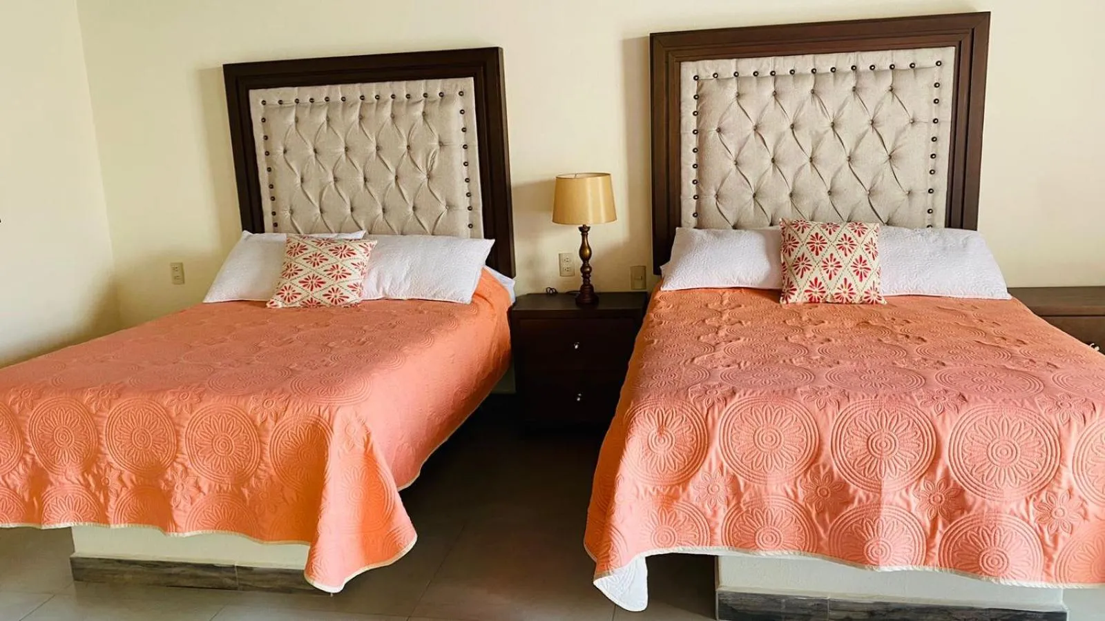 Bedroom, Bed in Mansión Leonor