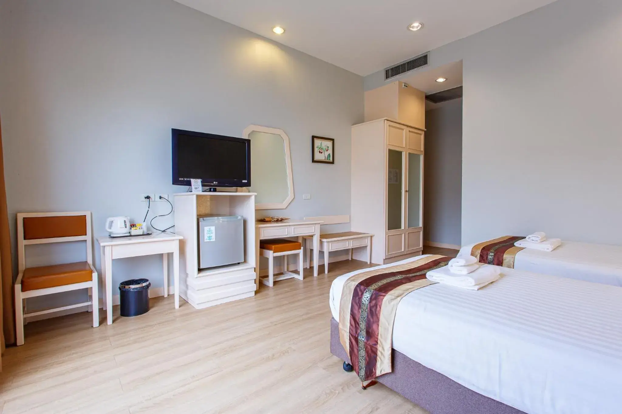 Bed in Fa Dragon Bed in Fa Dragon