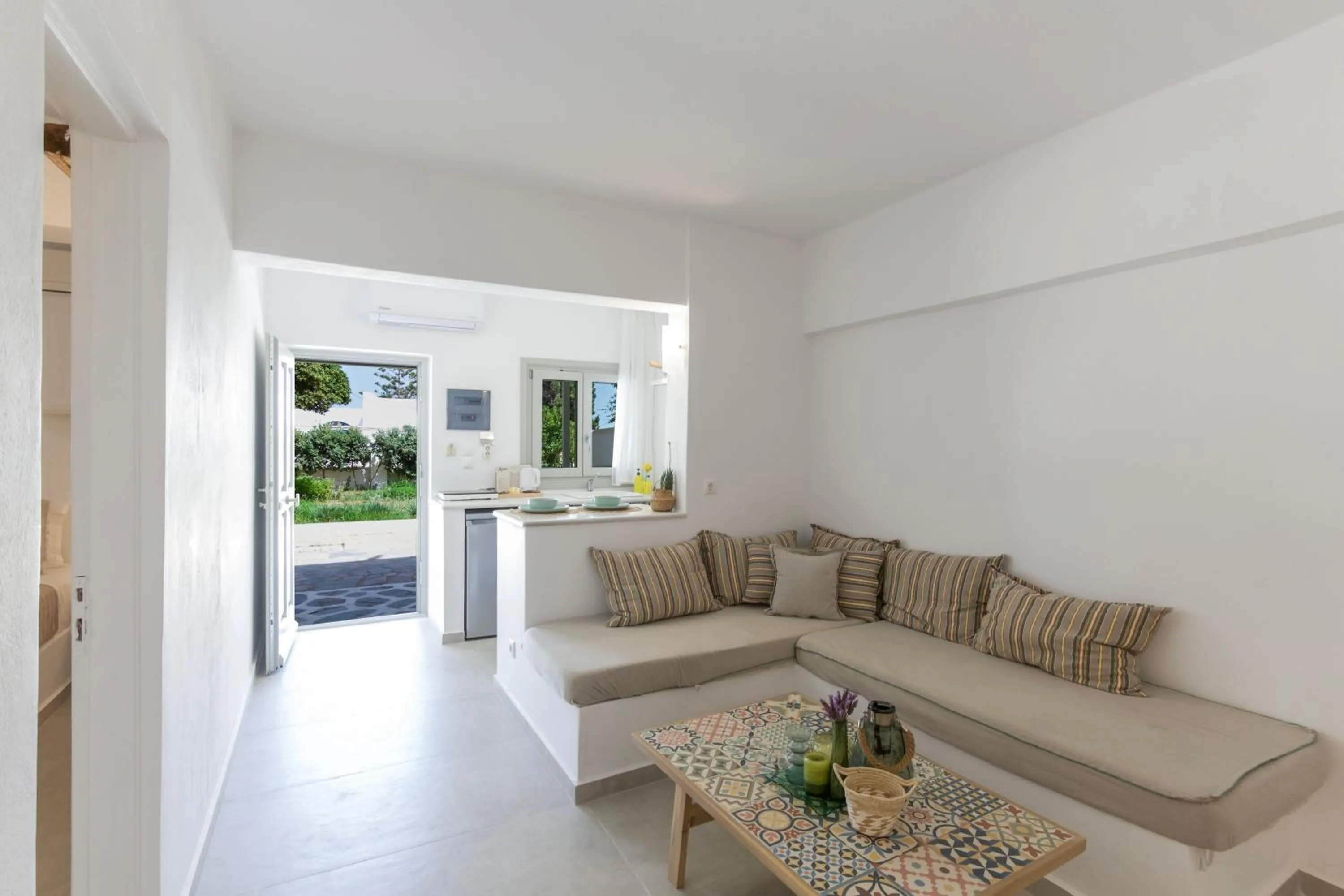 Living room in Margarita Studios Ambelas