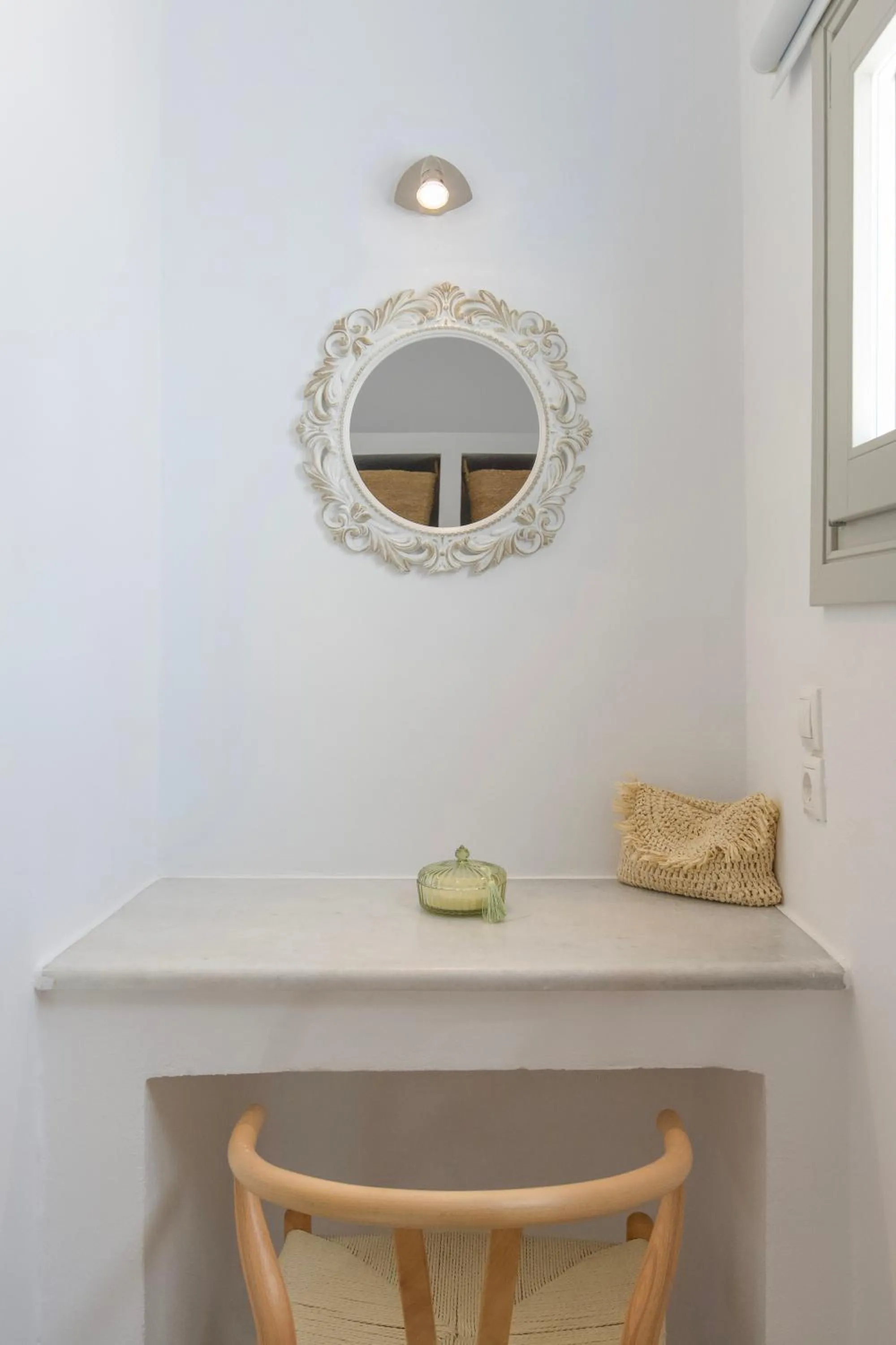 Decorative detail in Margarita Studios Ambelas