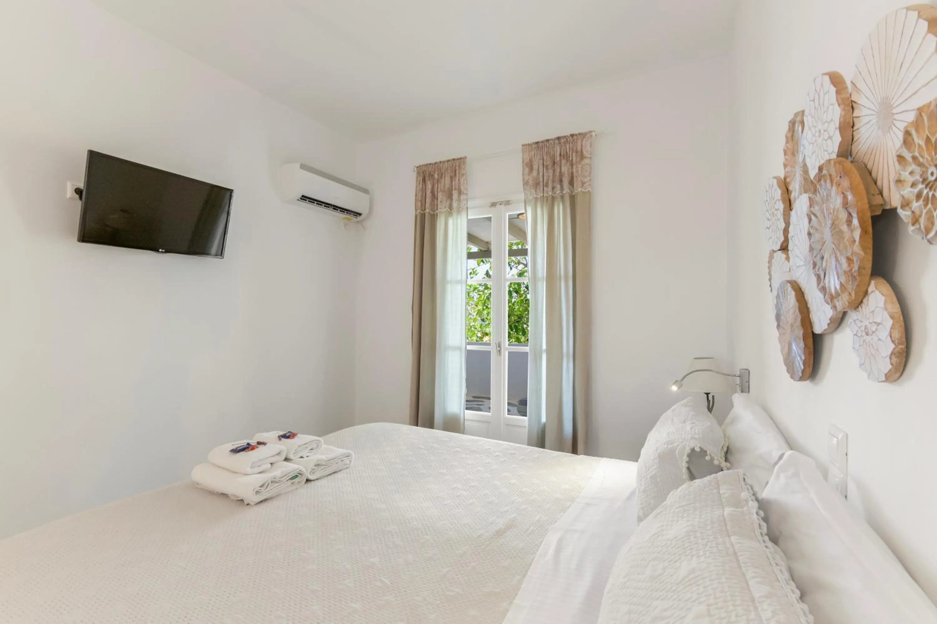 Bed in Margarita Studios Ambelas