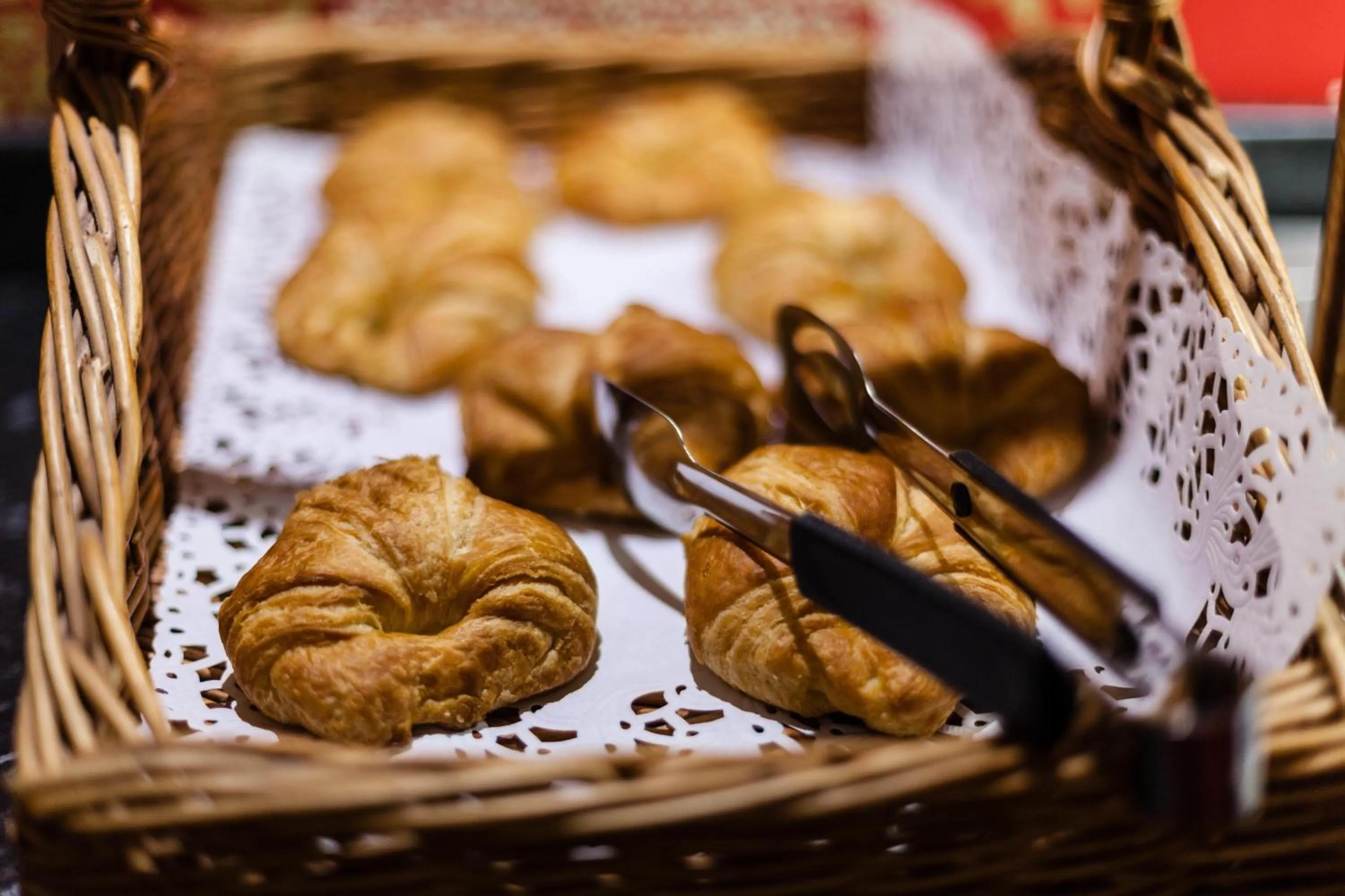 Food in Best Western Swiss Cottage Hotel