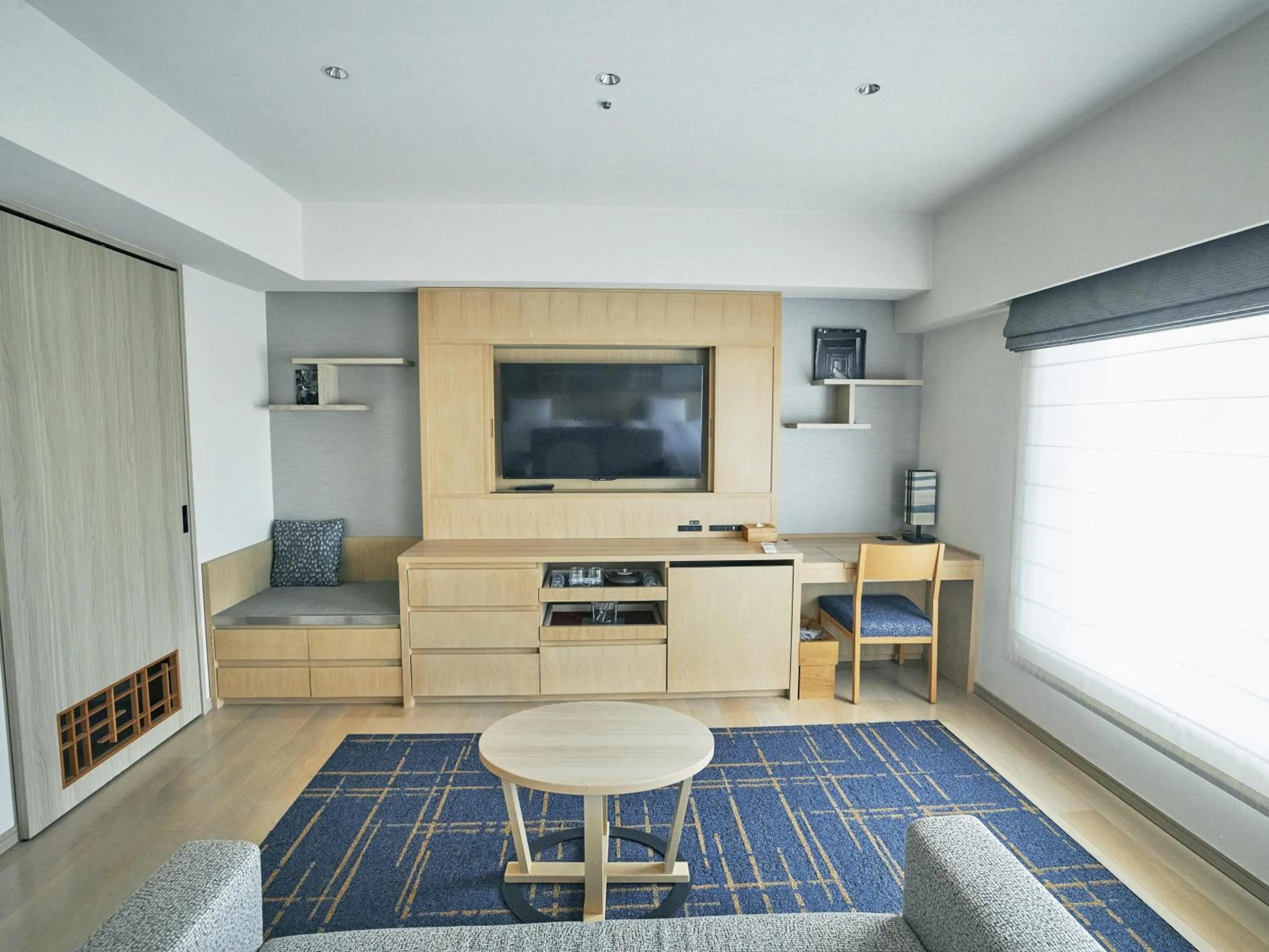 TV and multimedia in Hotel Traveltine Kyoto Kiyamachi