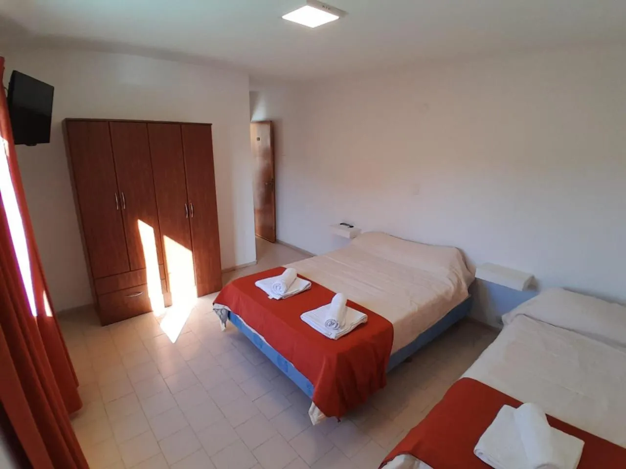 HOTEL CRISTAL