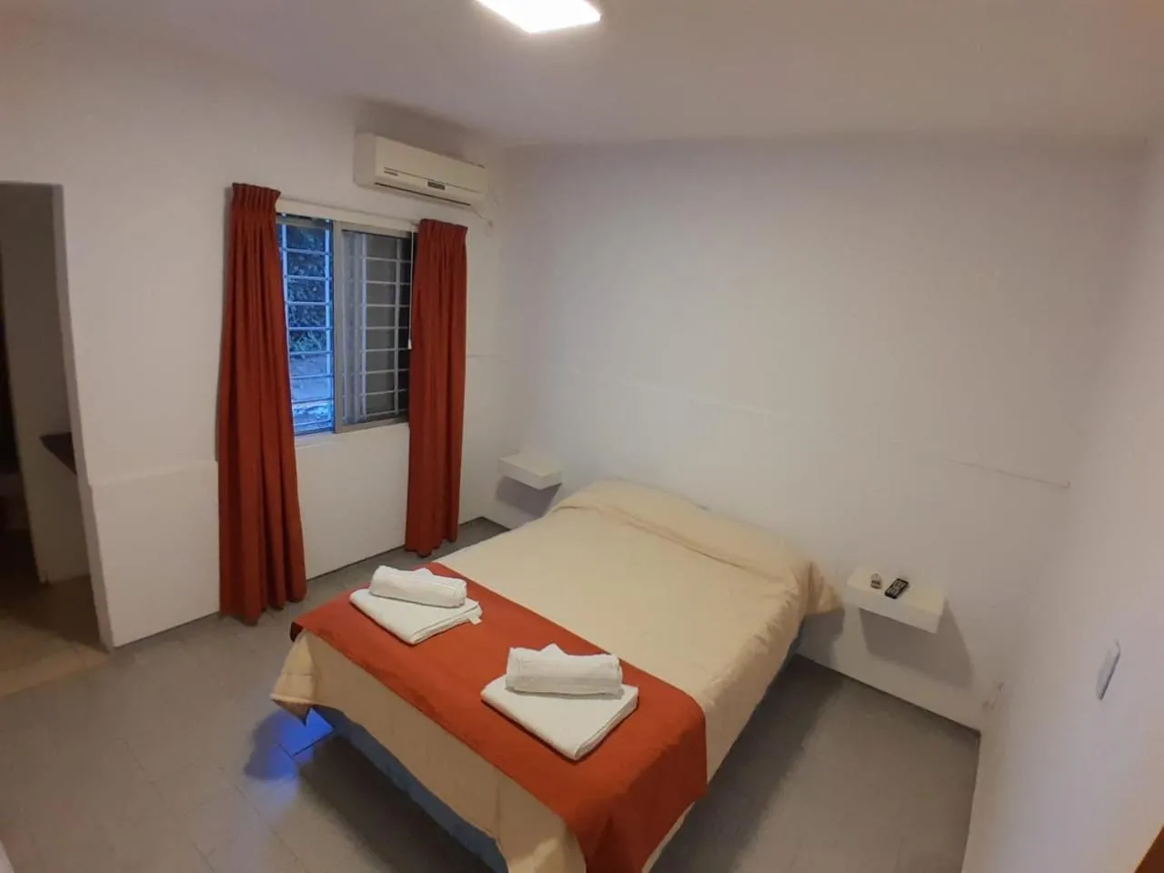 HOTEL CRISTAL