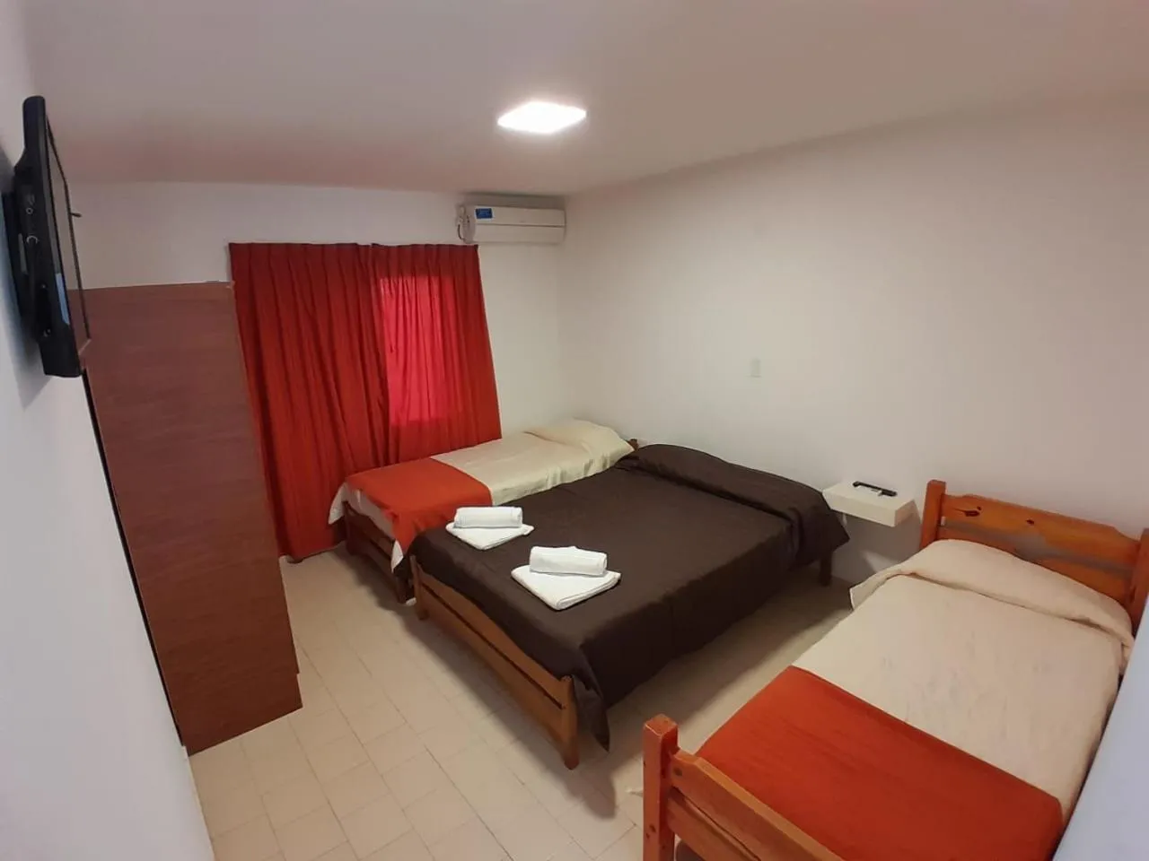 HOTEL CRISTAL