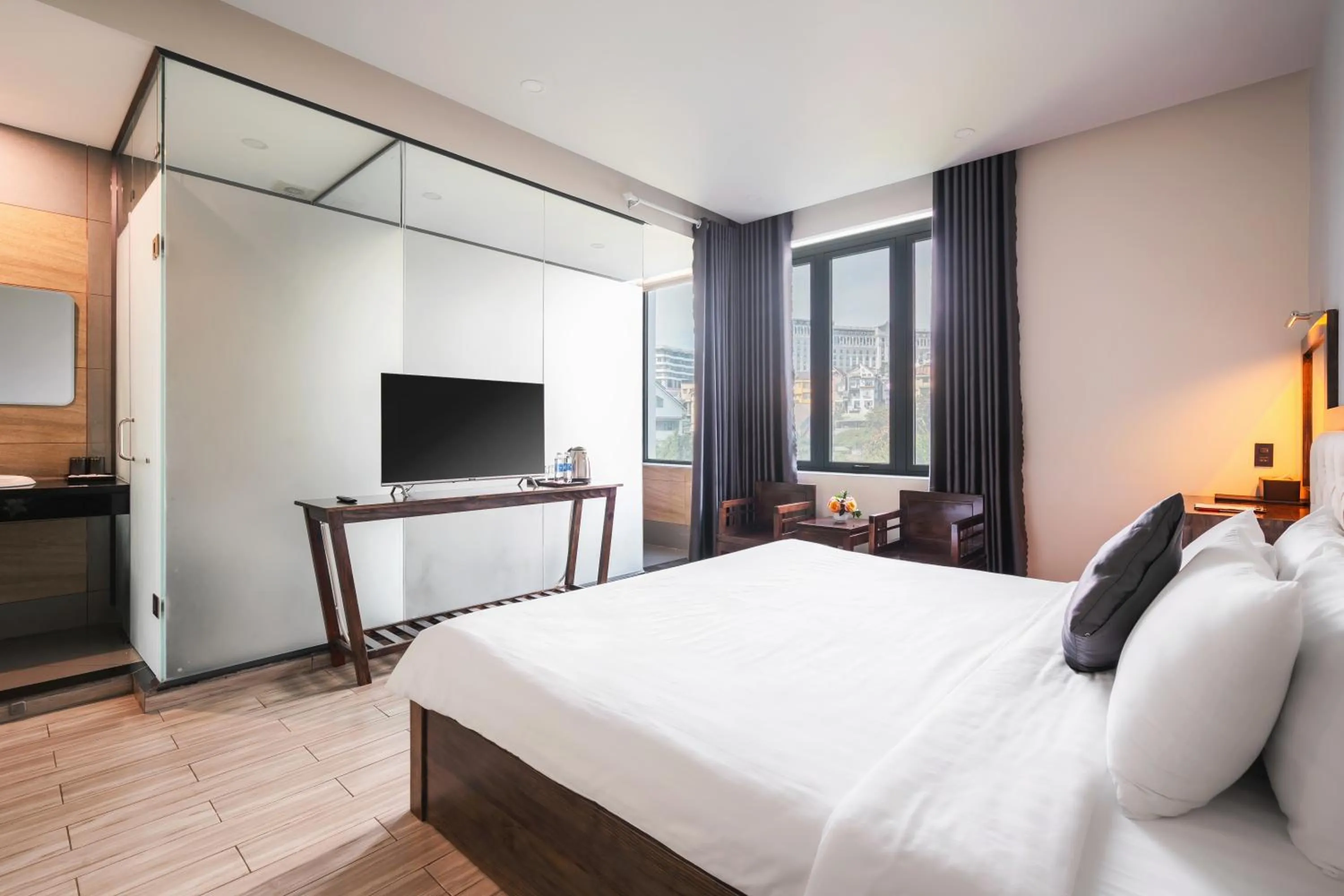 Bed in Greenview City Hotel