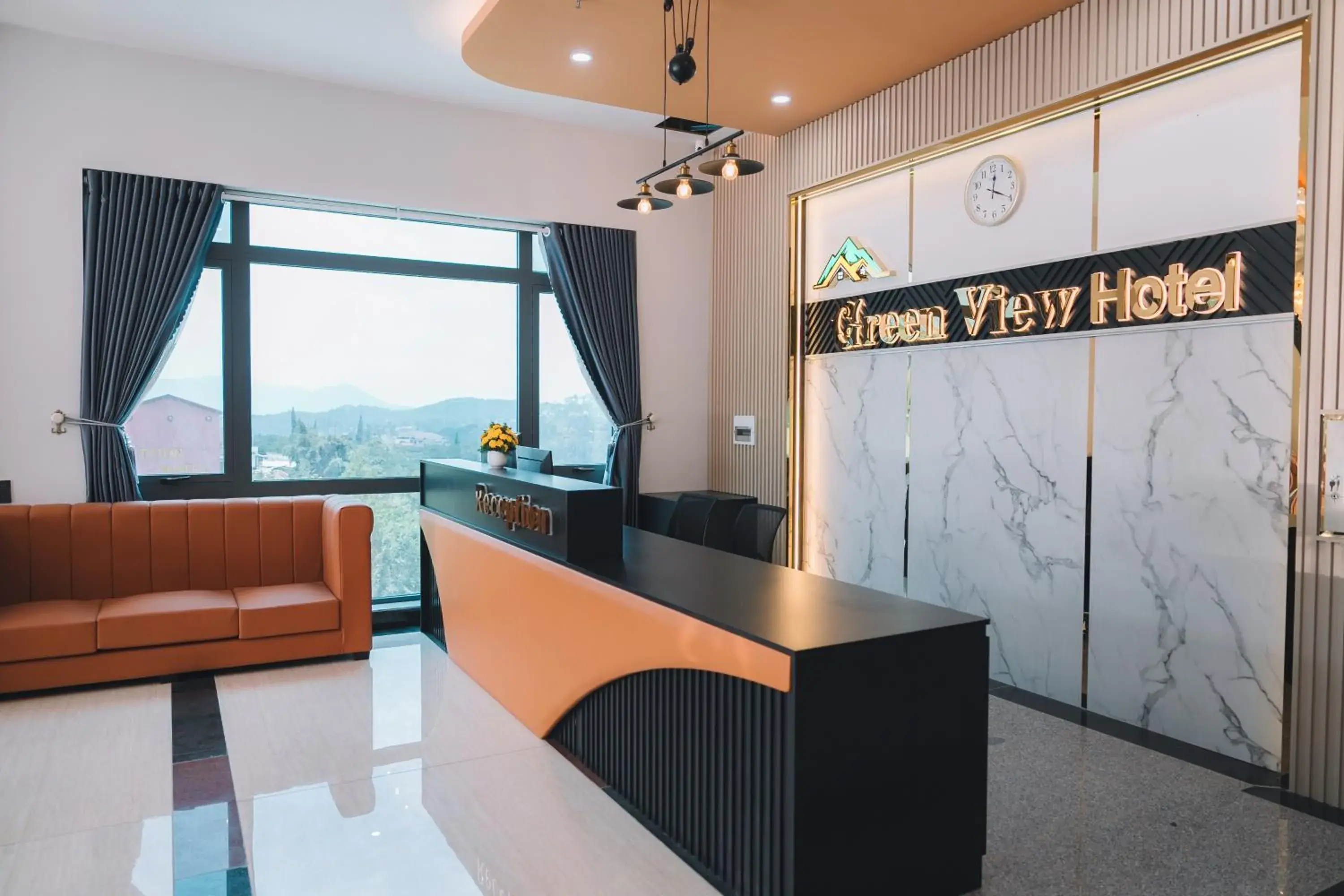 Living room in Greenview City Hotel Living room in Greenview City Hotel