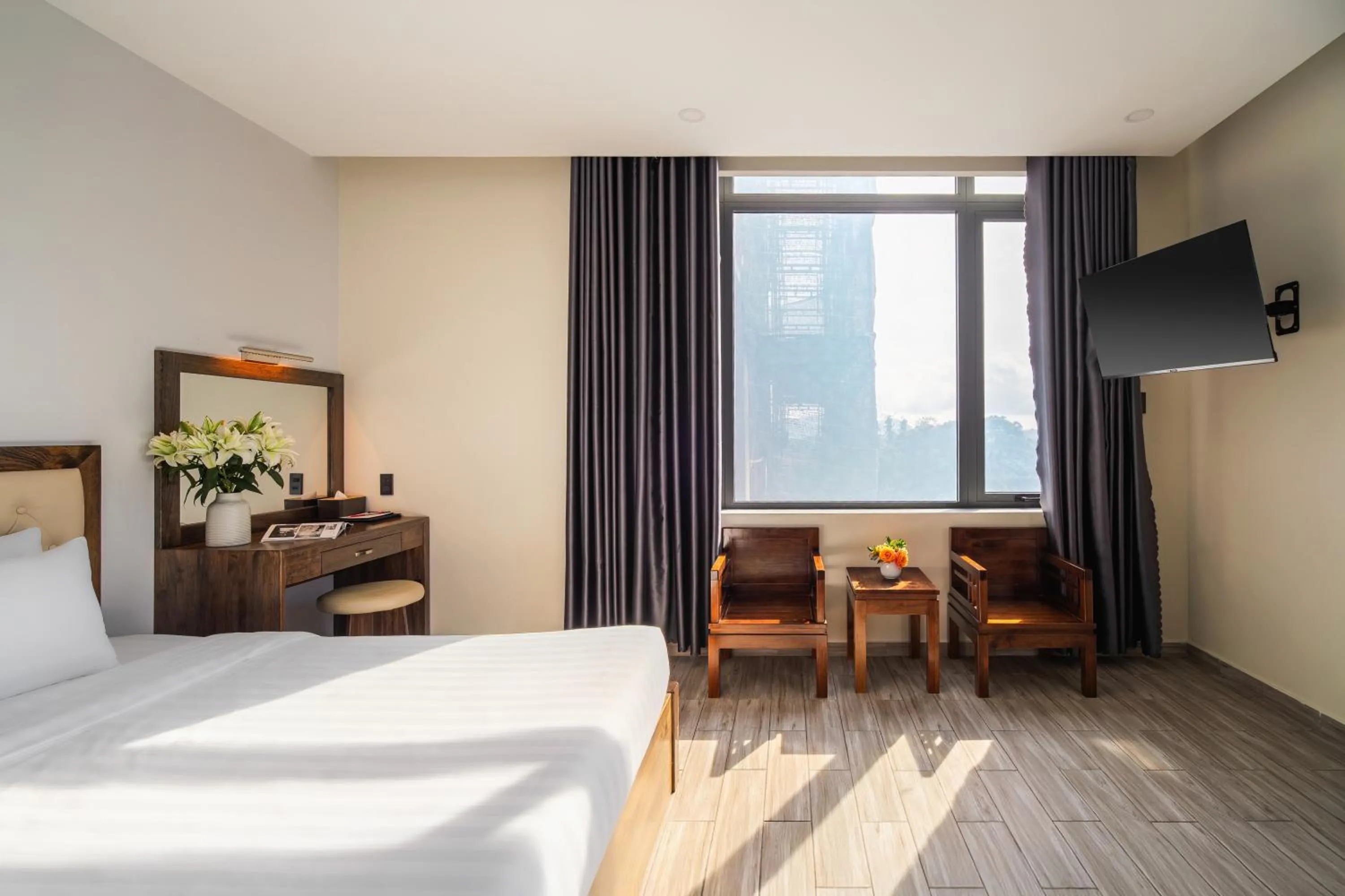 Bed in Greenview City Hotel