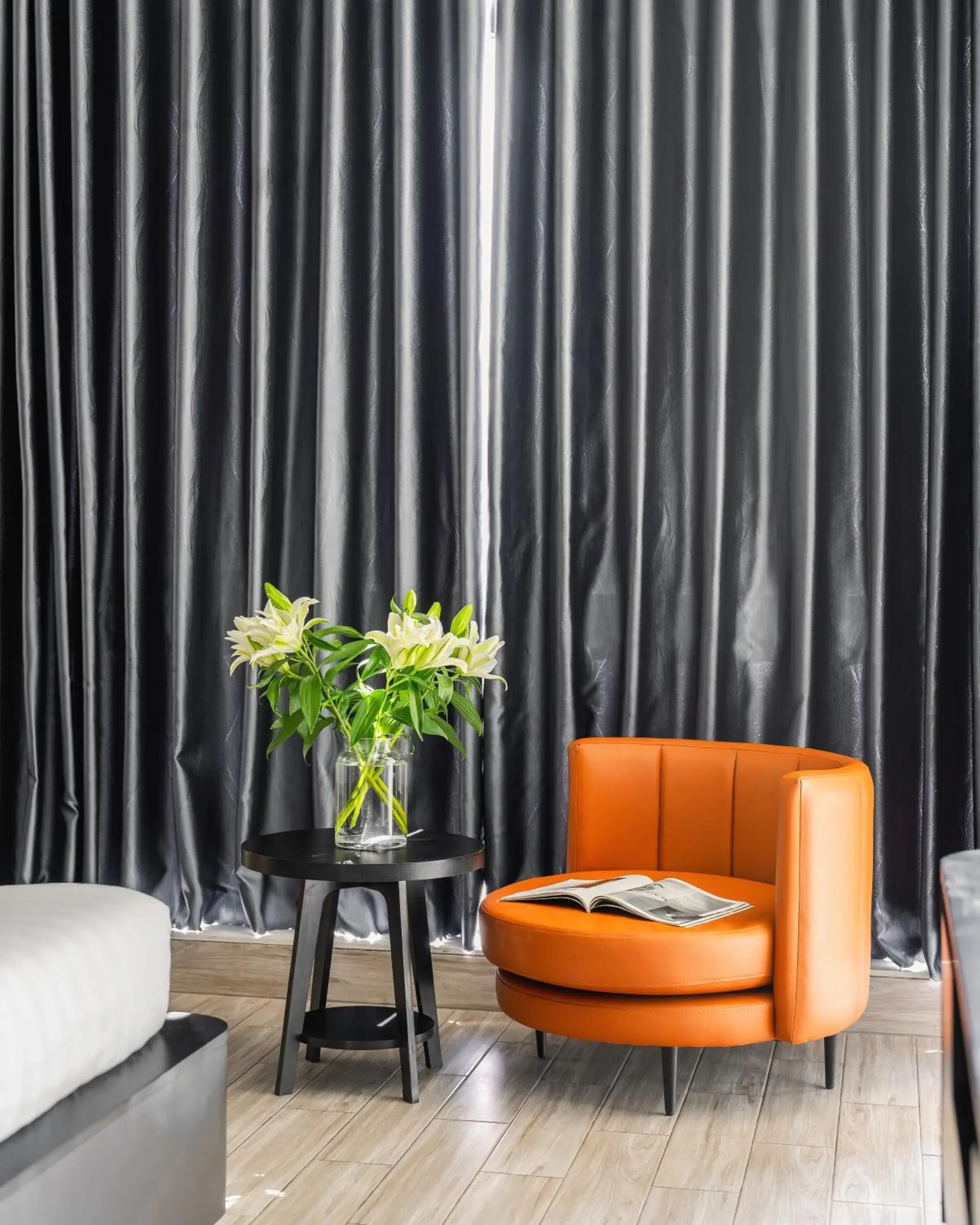 Decorative detail in Greenview City Hotel Decorative detail in Greenview City Hotel