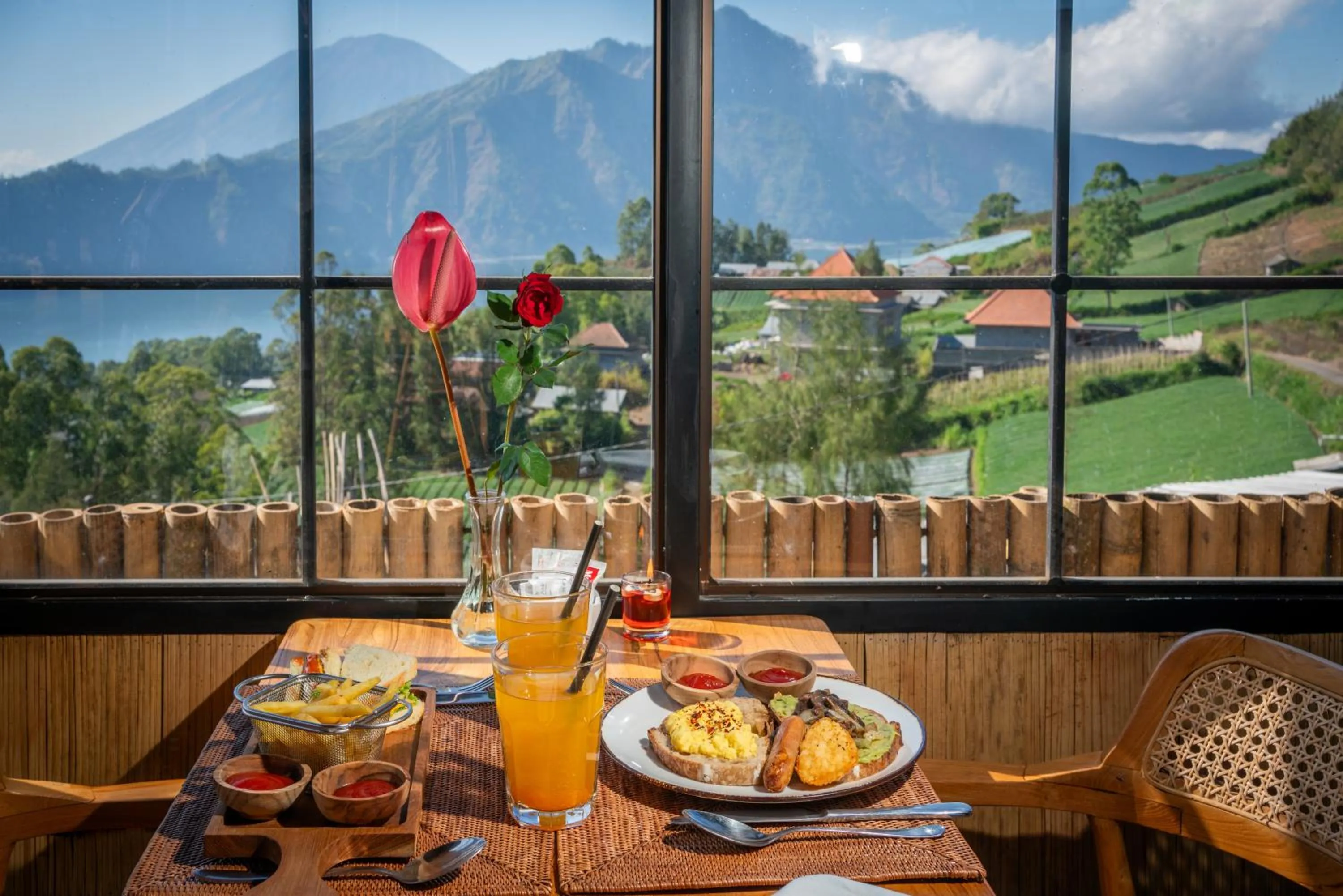 Restaurant/places to eat in The Dewi Eco Bamboo Villa