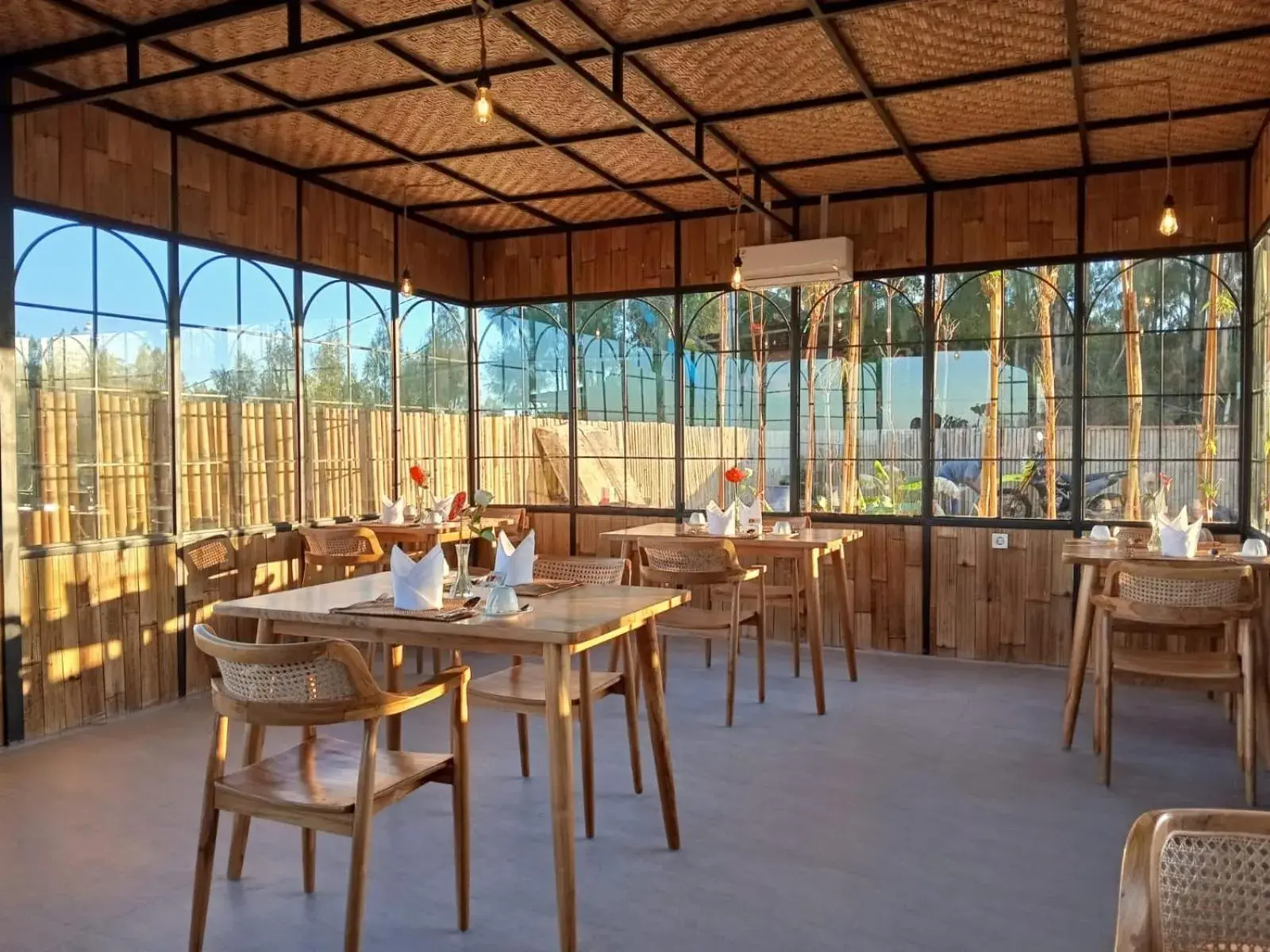Restaurant/places to eat in The Dewi Eco Bamboo Villa Restaurant/places to eat in The Dewi Eco Bamboo Villa