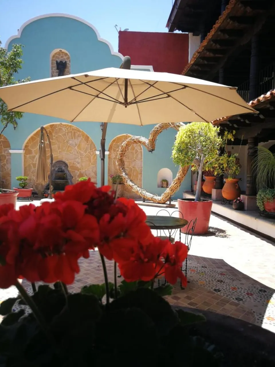 Patio in HOTEL PLAZA SAN CRISTOBAL INN