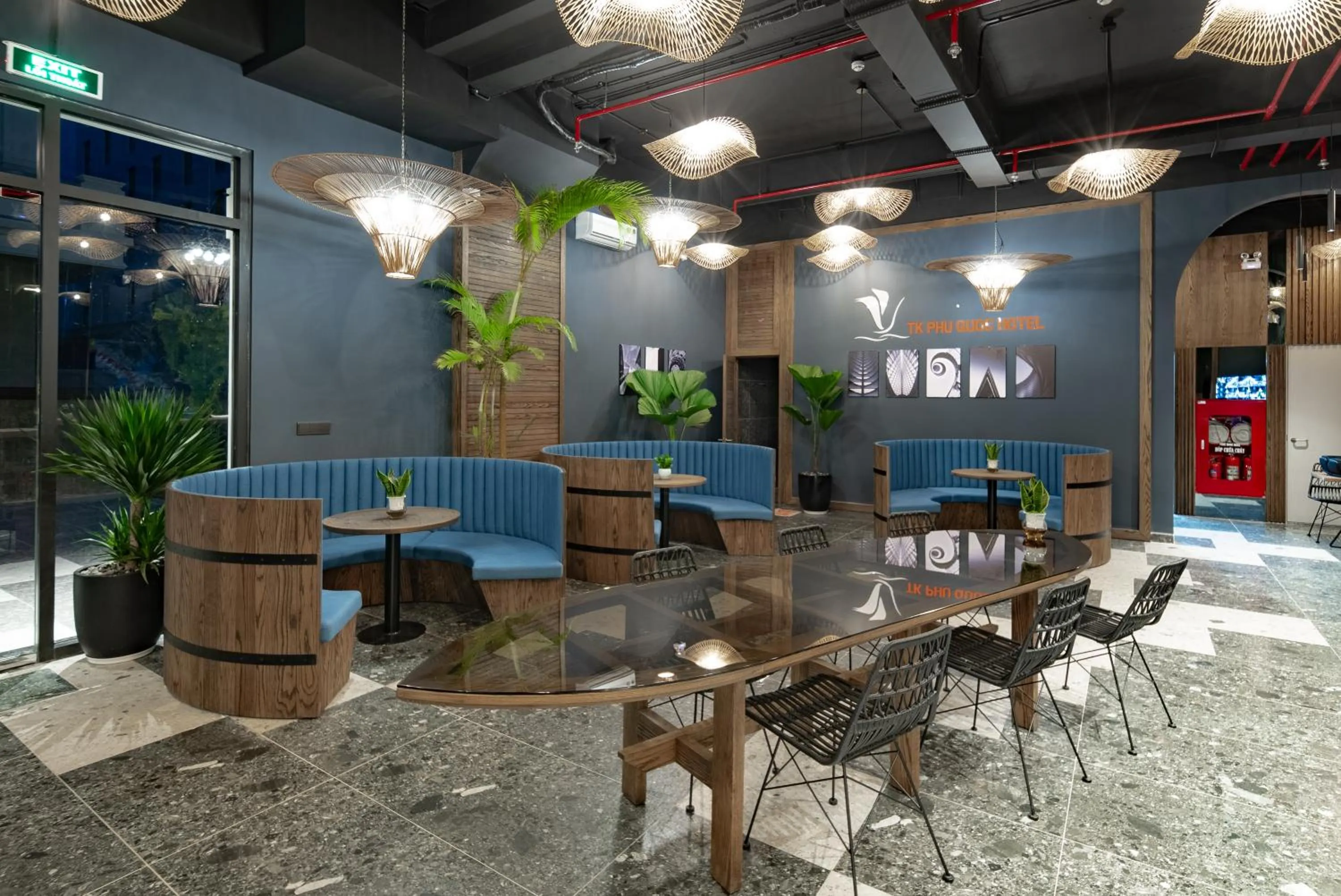 Communal lounge/ TV room in TK Phu Quoc Hotel - Grand World Phu Quoc