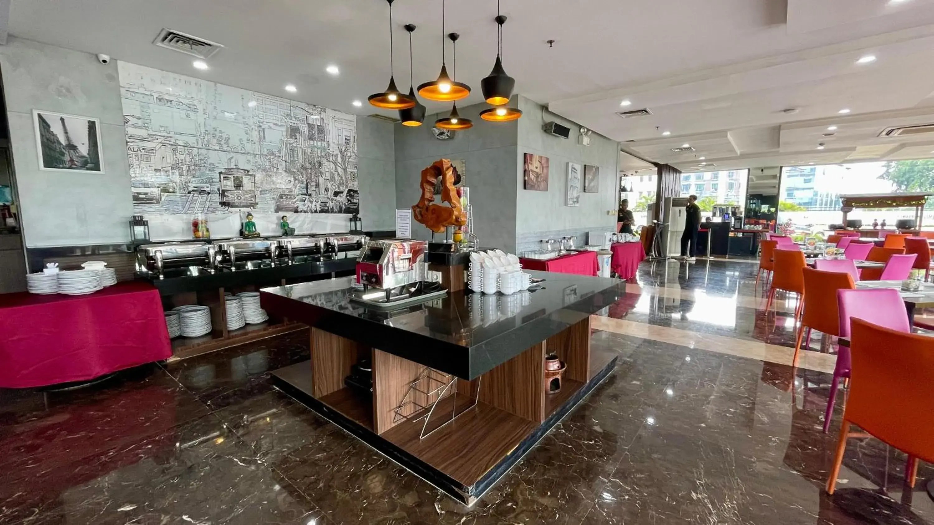 Restaurant/places to eat in HORU HOTEL MANGGA DUA SQUARE Restaurant/places to eat in HORU HOTEL MANGGA DUA SQUARE