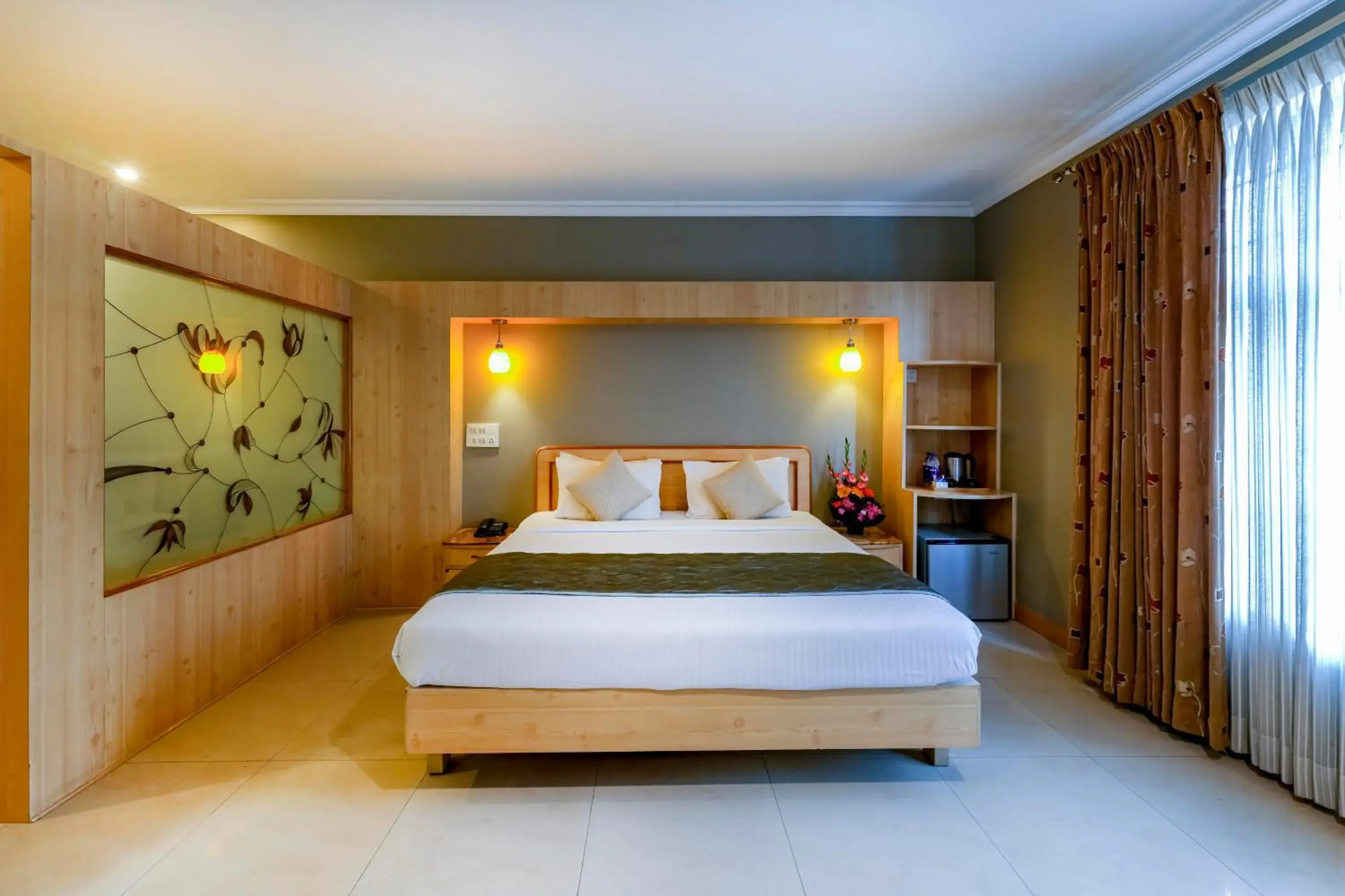 Bed in Cross Roads Inn Bed in Cross Roads Inn