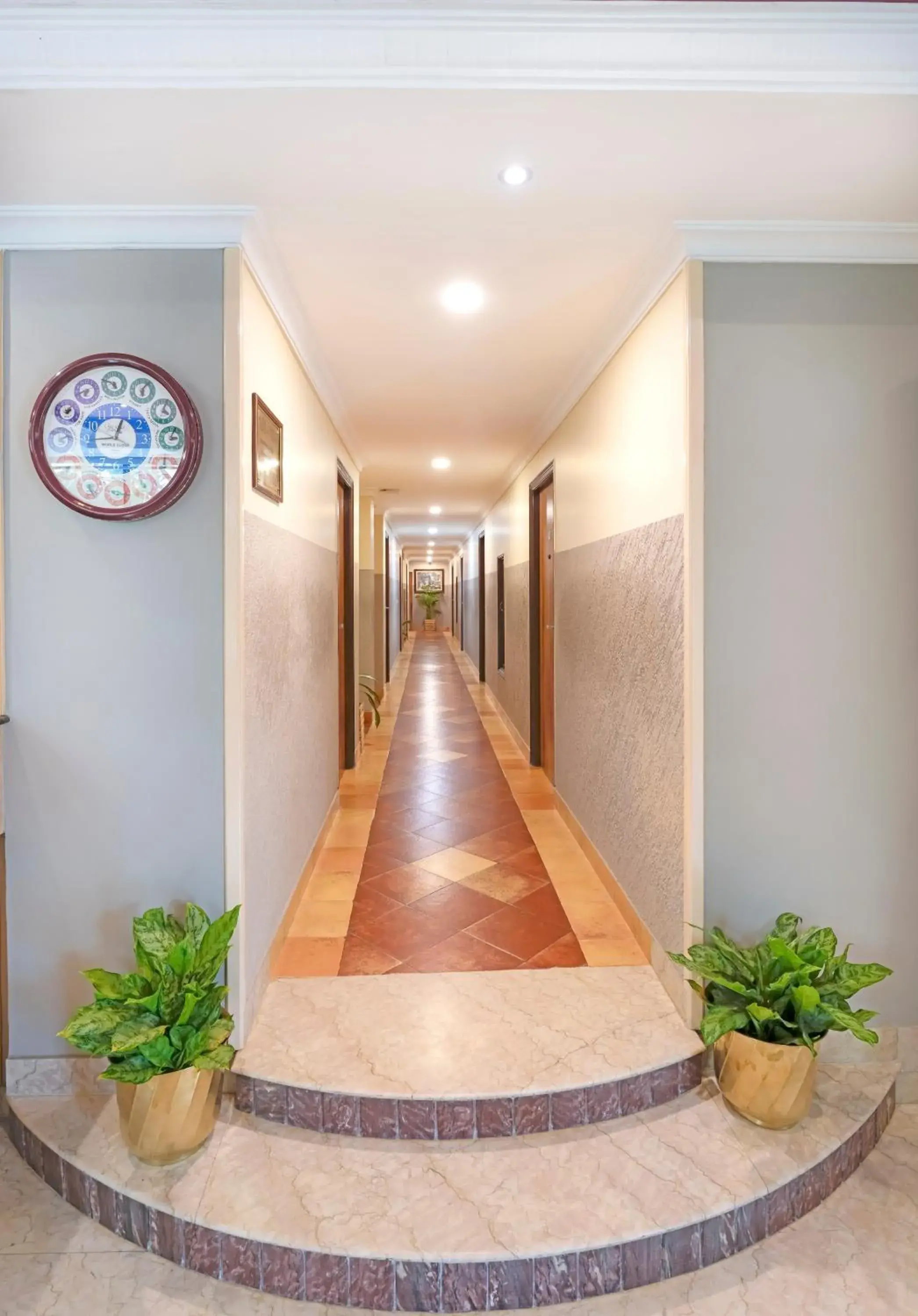 Lobby or reception in Cross Roads Inn Lobby or reception in Cross Roads Inn