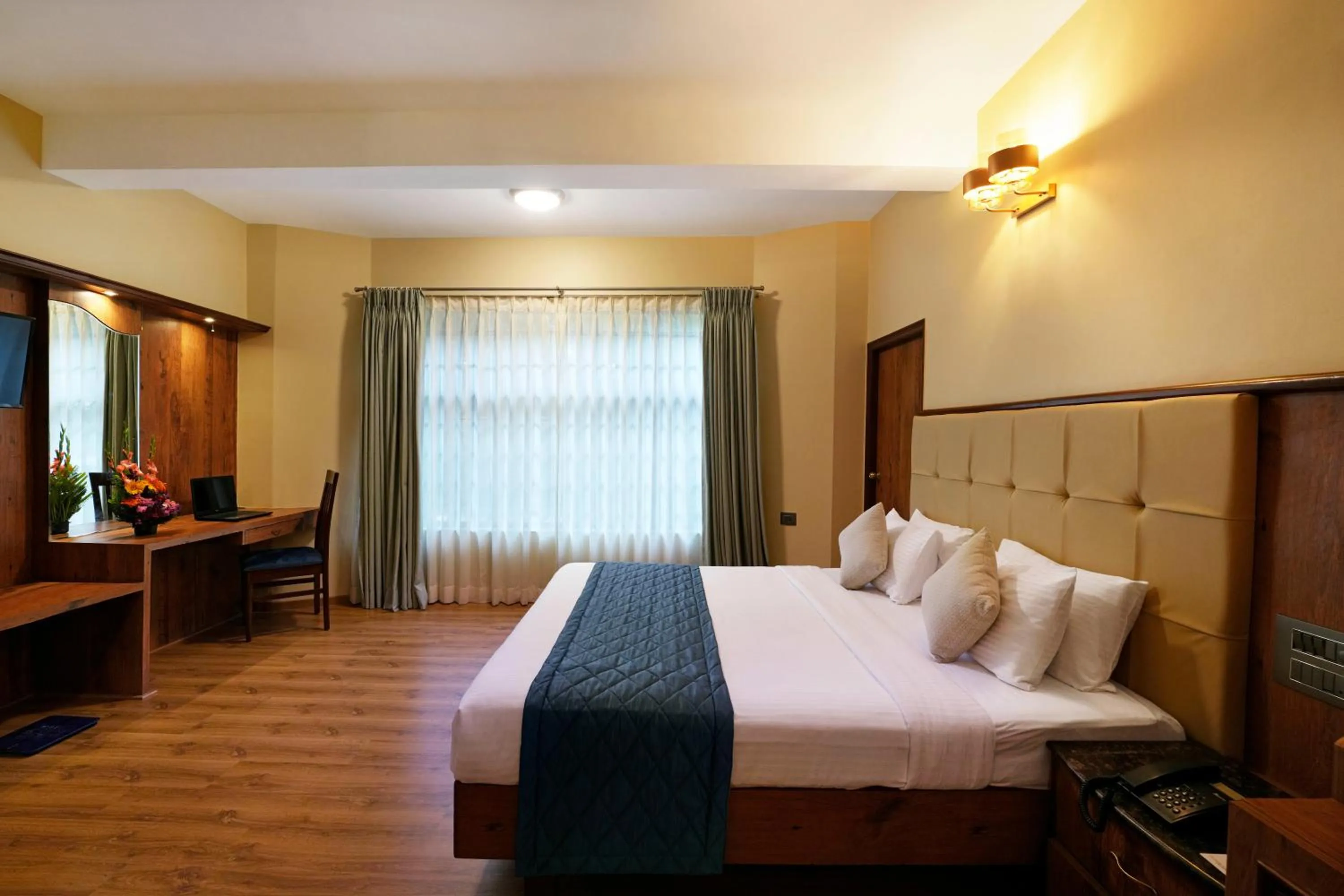 Bed in Cross Roads Inn