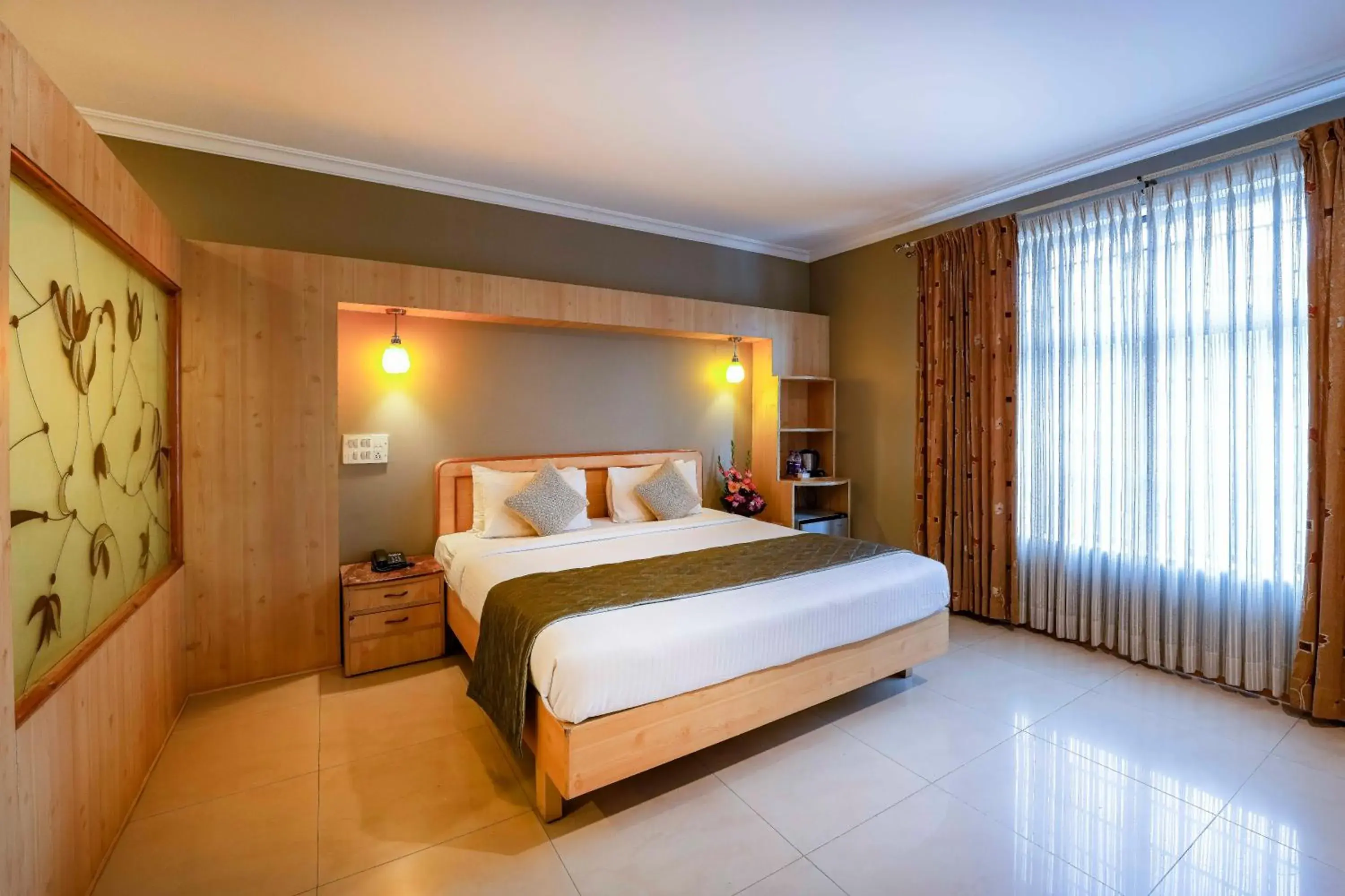 Bed in Cross Roads Inn Bed in Cross Roads Inn