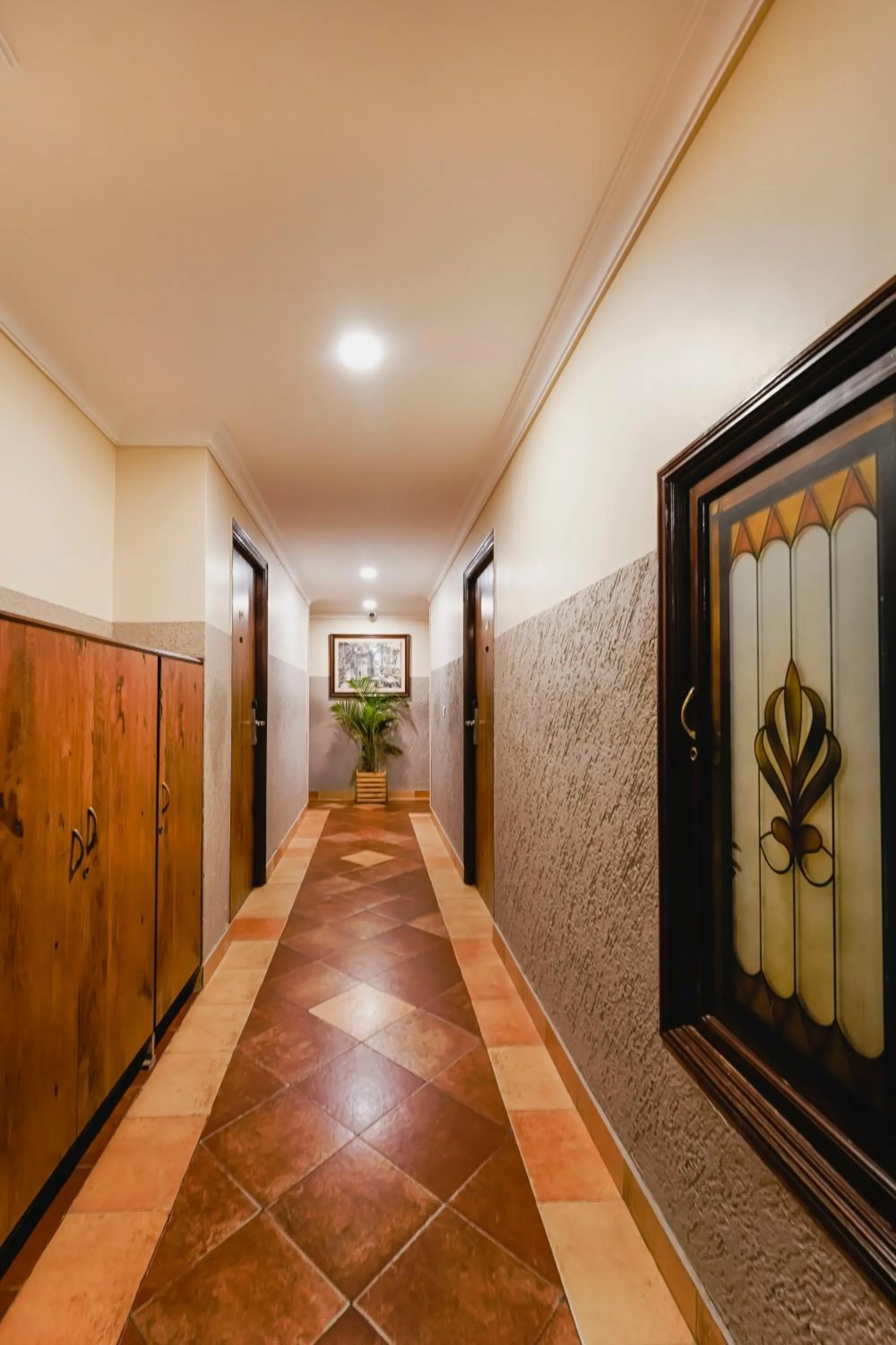 Lobby or reception in Cross Roads Inn