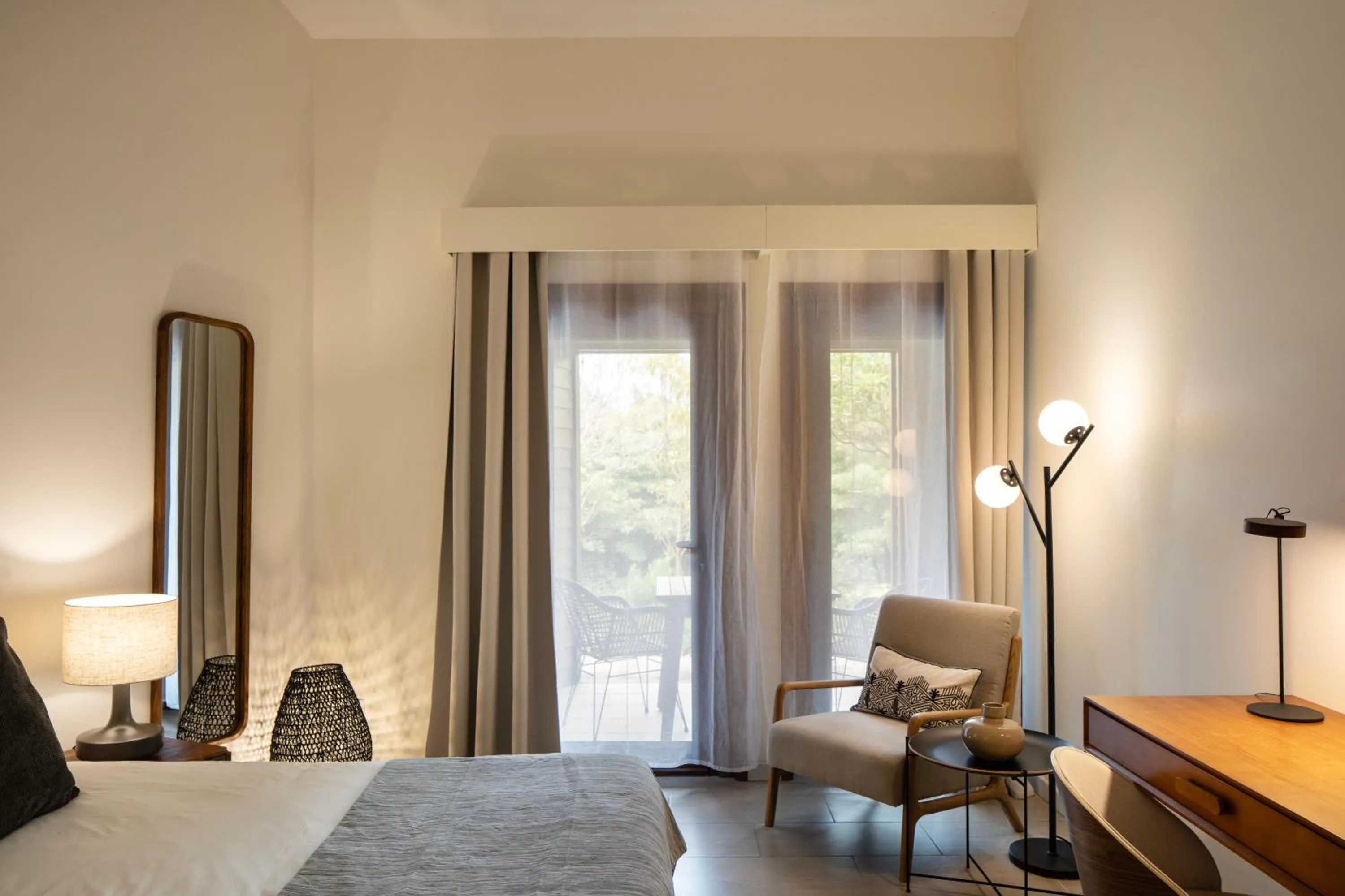 Balcony/Terrace, Bed in Alma do Pico - Nature Residence