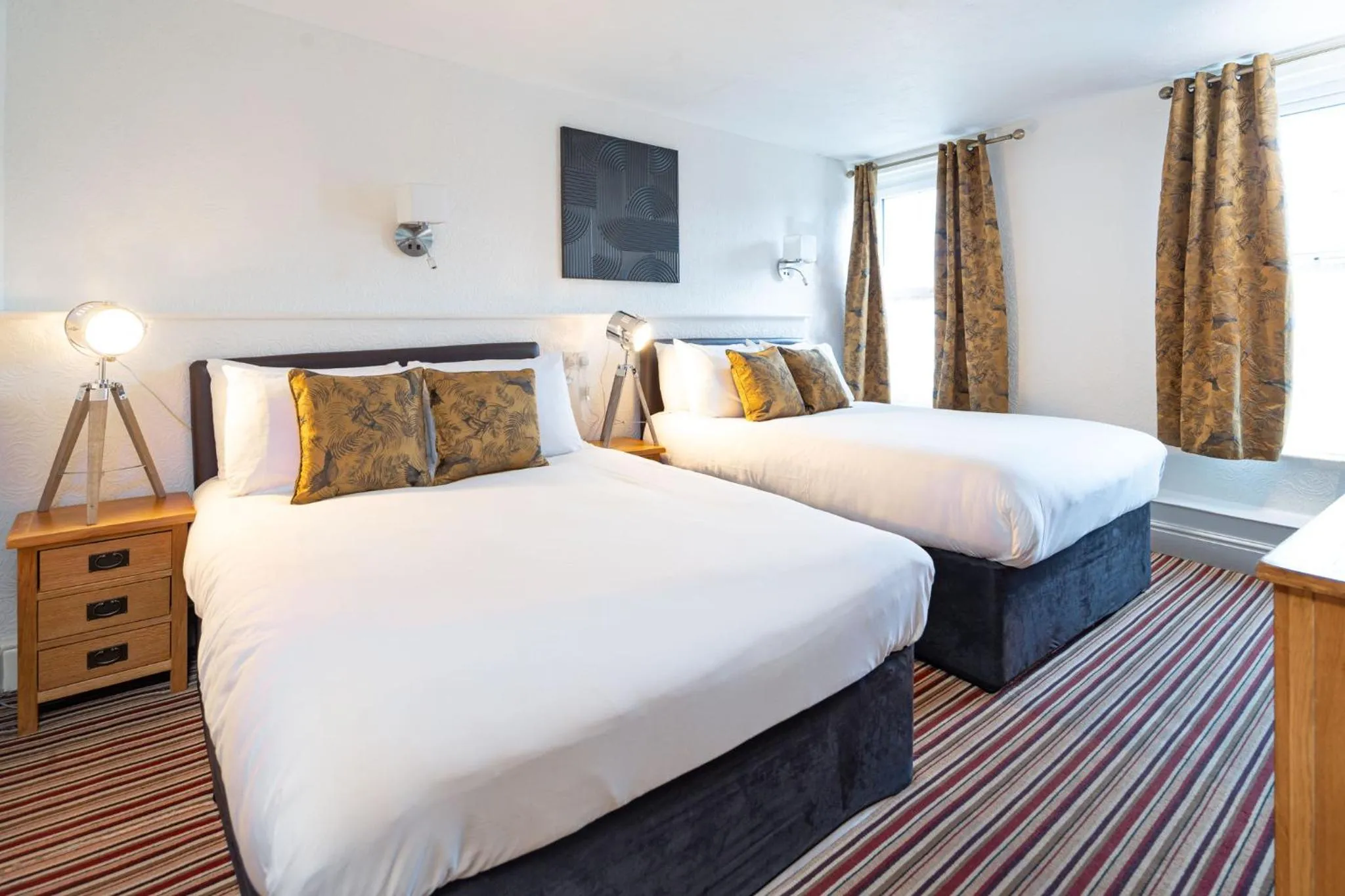 Bed in Boars Head Hotel