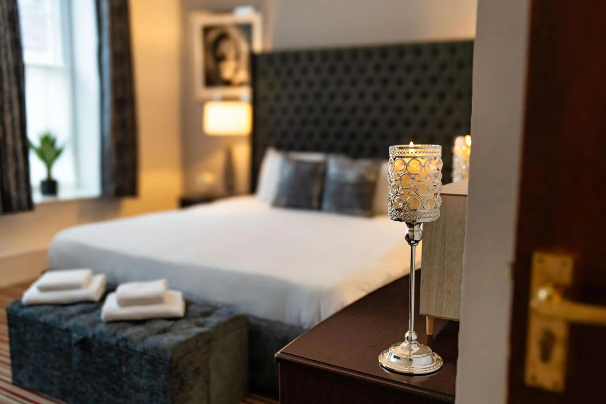 Bed in Boars Head Hotel