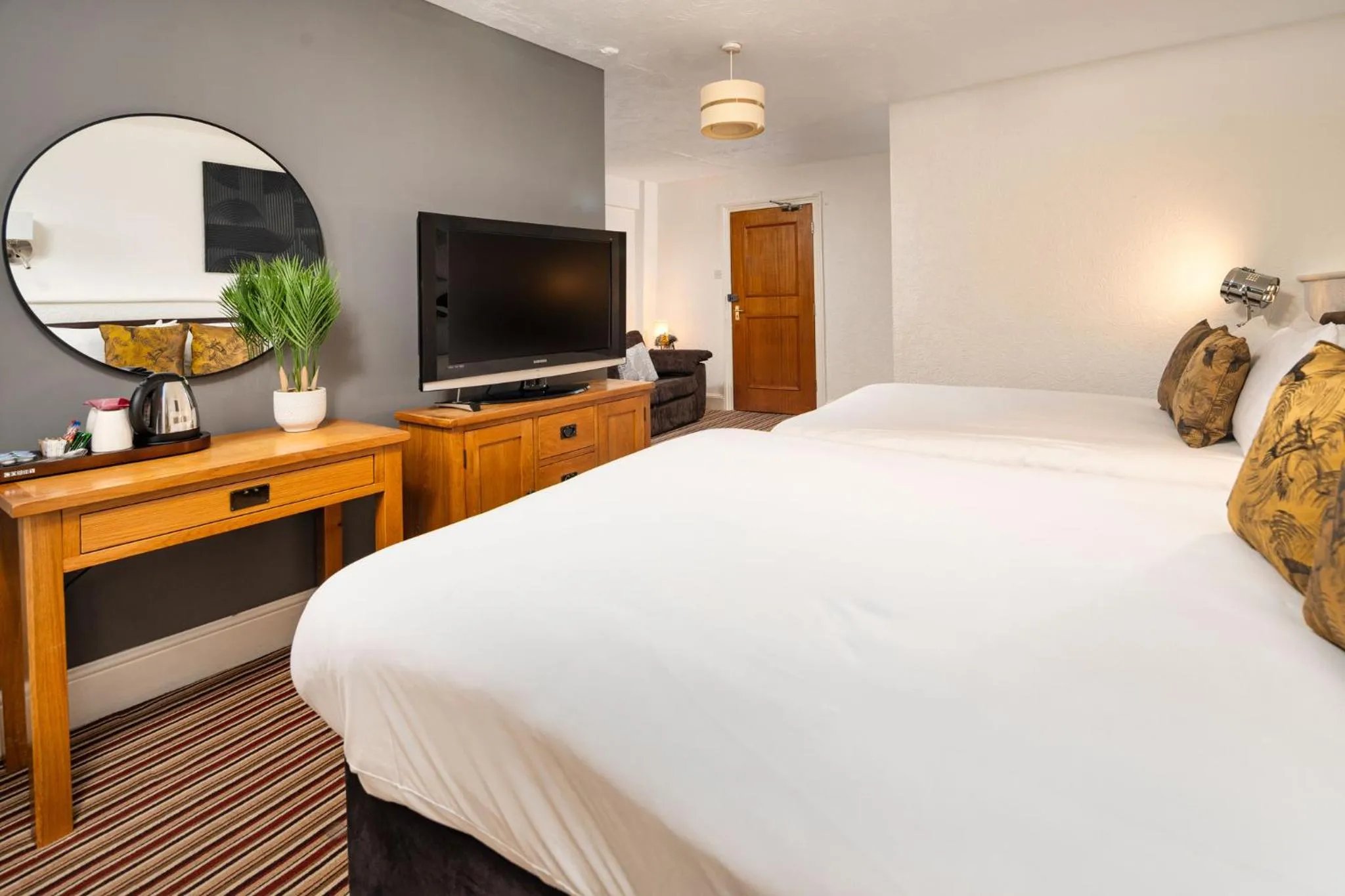 Bed in Boars Head Hotel