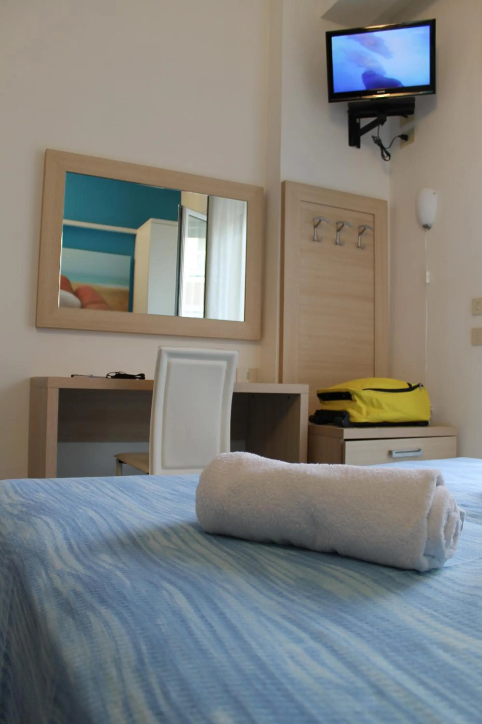 Bed in Hotel Esperia