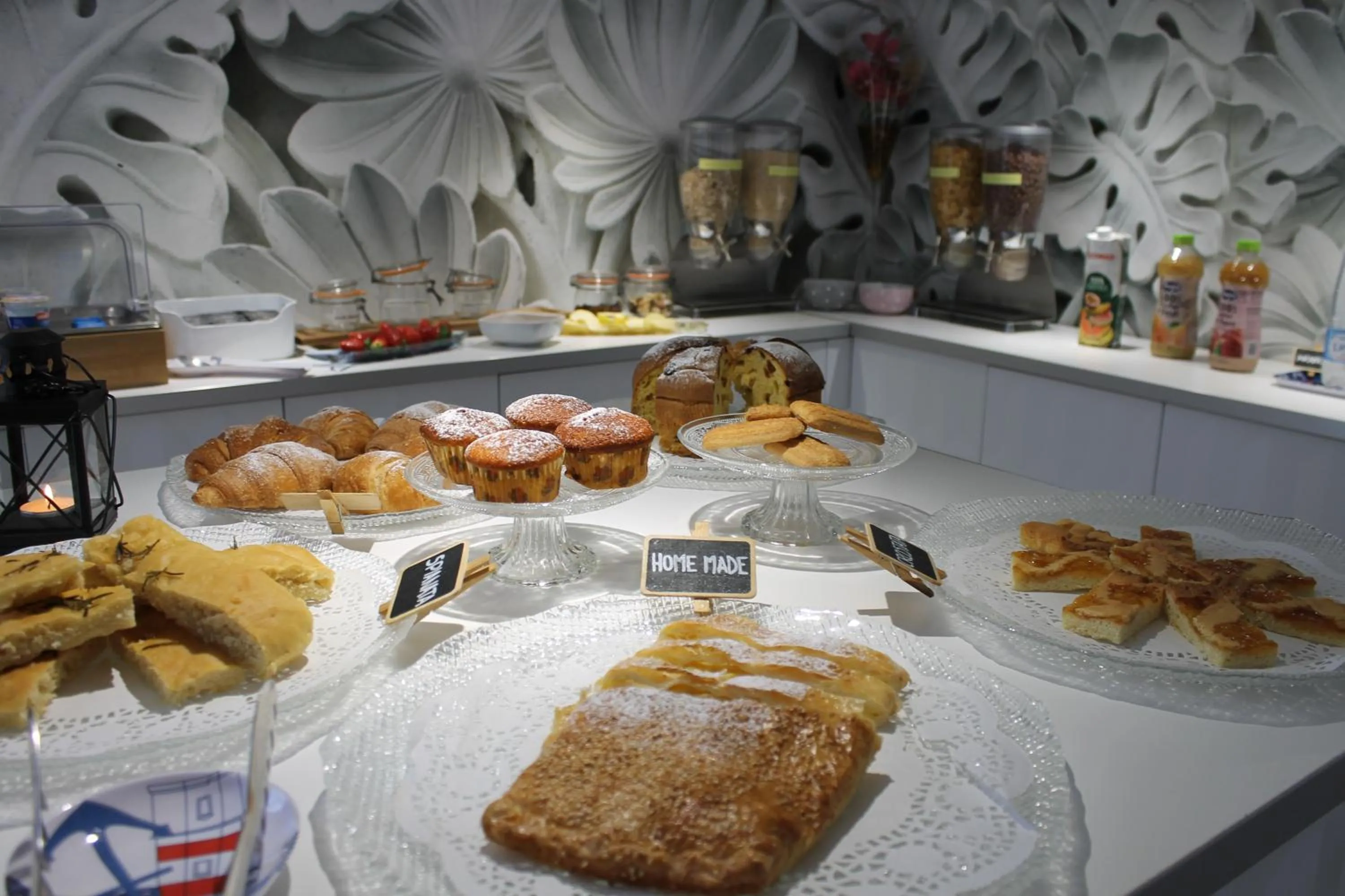 Food and drinks in Hotel Esperia