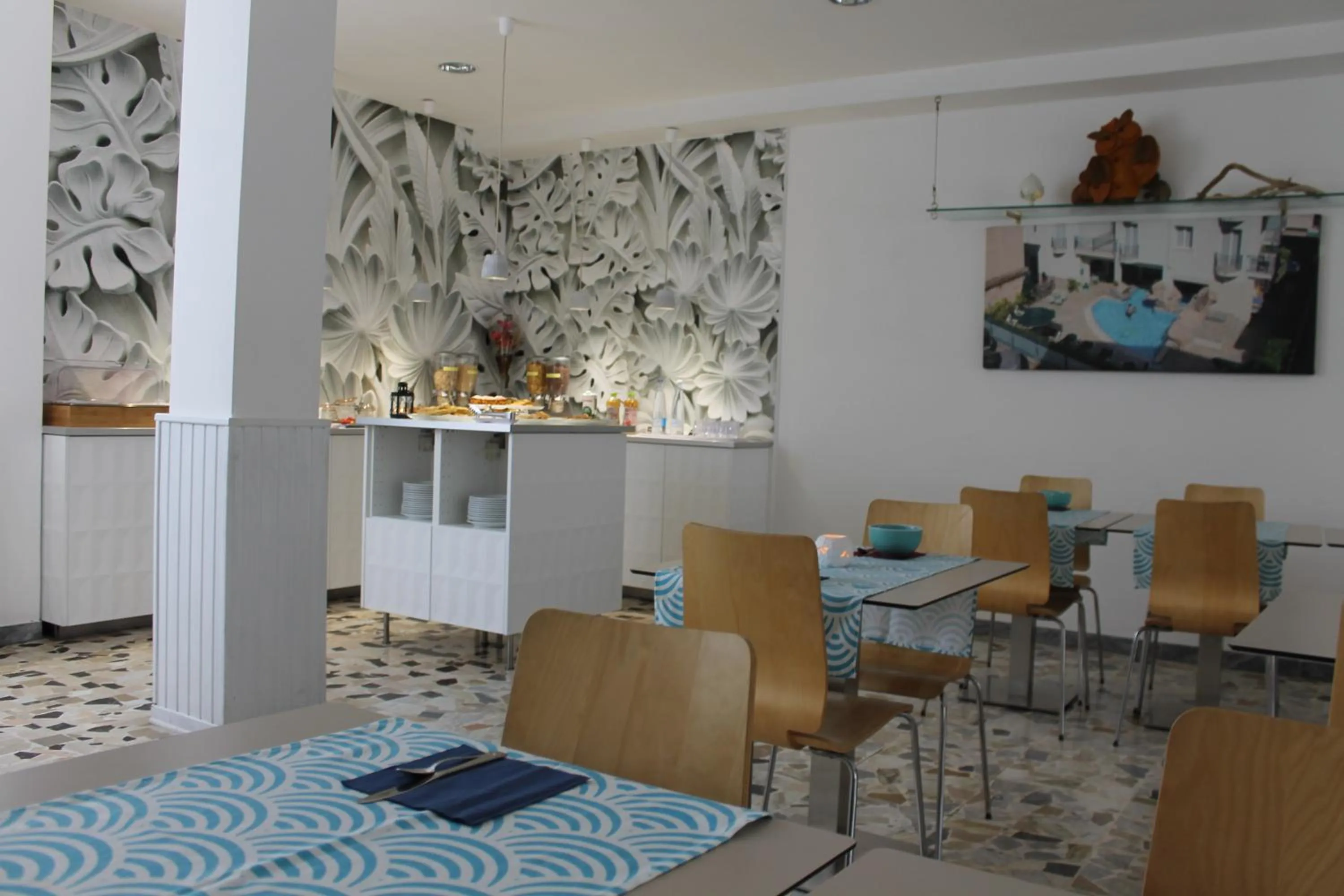 Restaurant/places to eat in Hotel Esperia