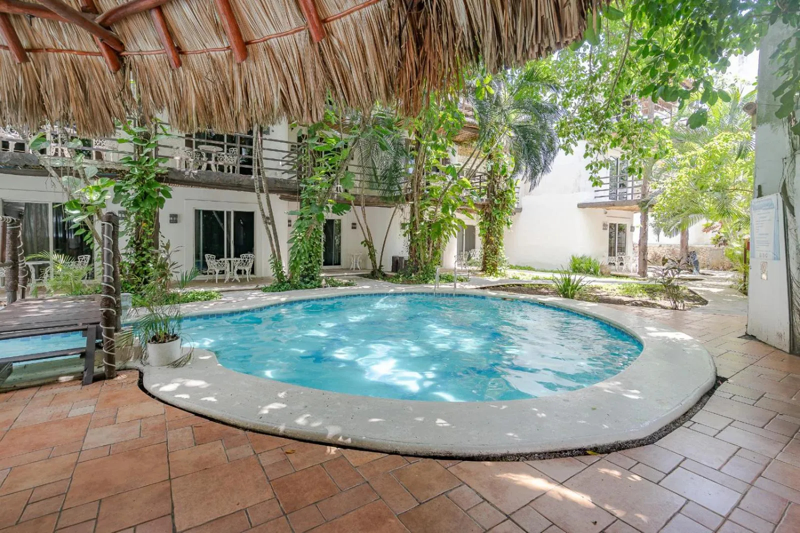 Property building in Mayan Art Hotel 10 avenue