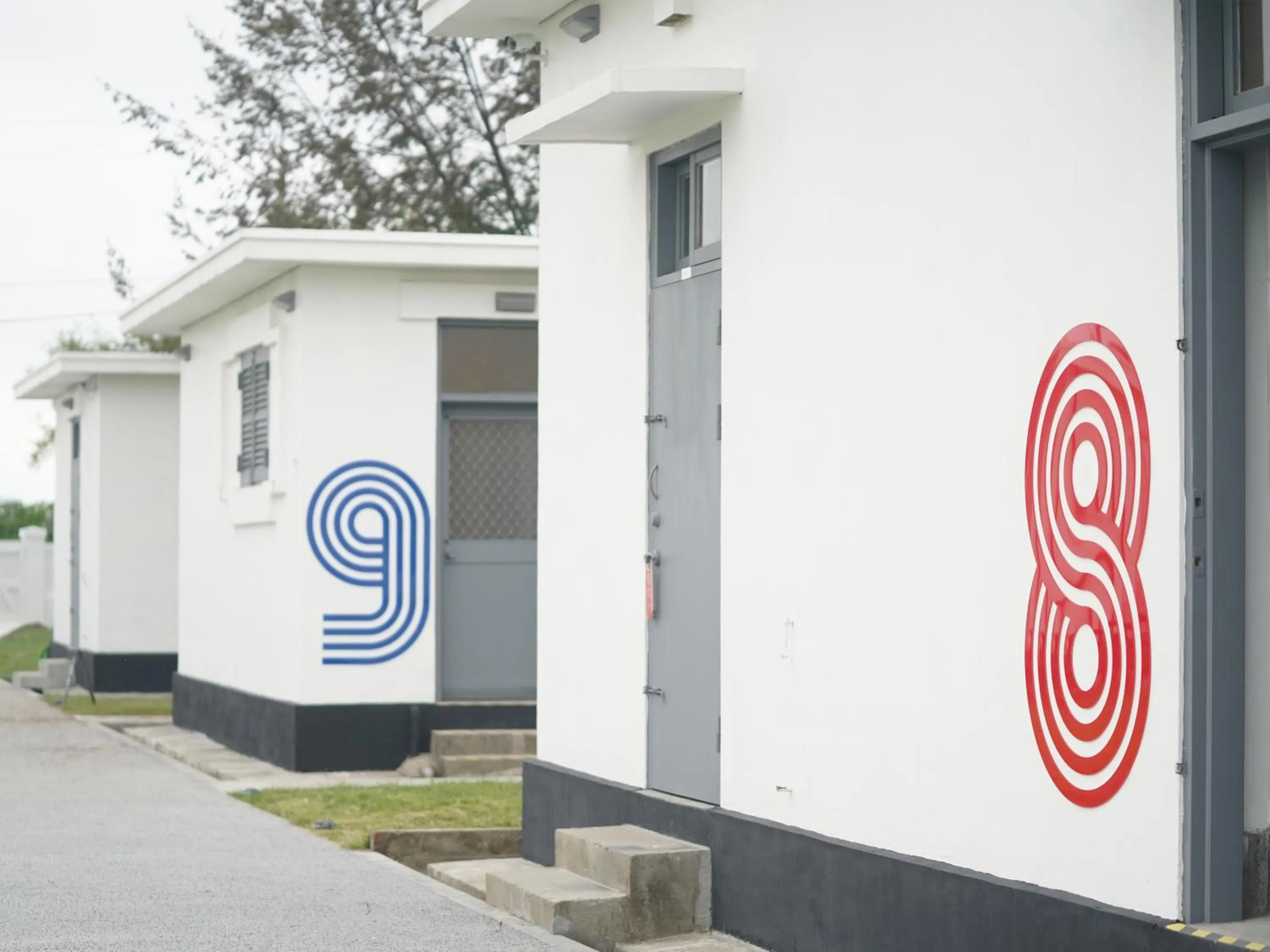 Property building in Gaomei Lighthouse