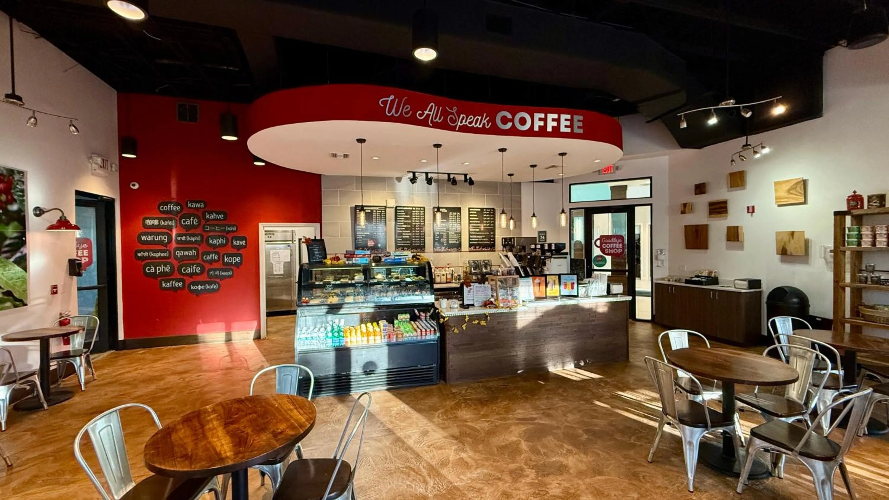 Coffee/tea facilities in Holiday Inn Express & Suites Clermont SE - West Orlando by IHG