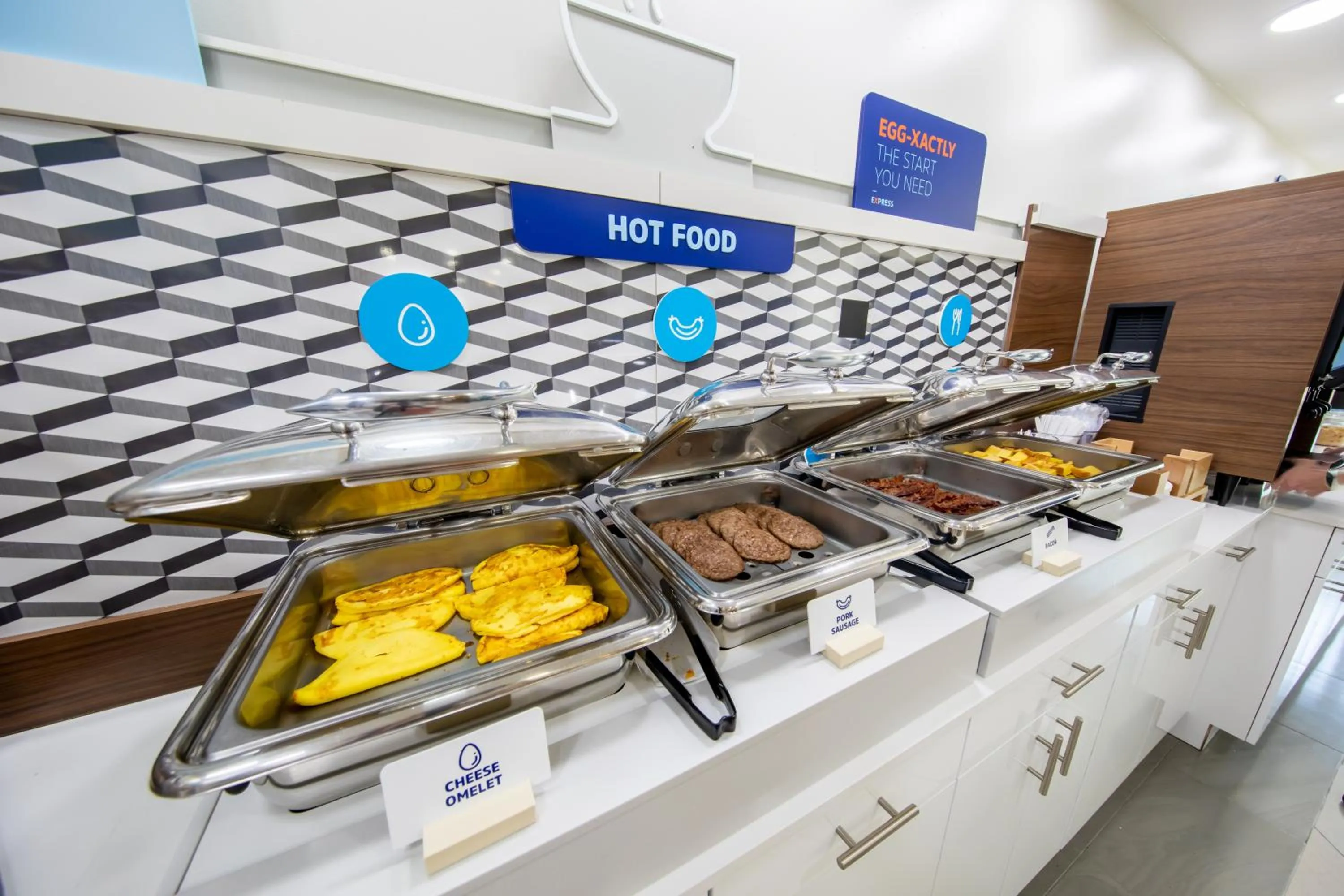 Food and drinks in Holiday Inn Express & Suites Clermont SE - West Orlando by IHG