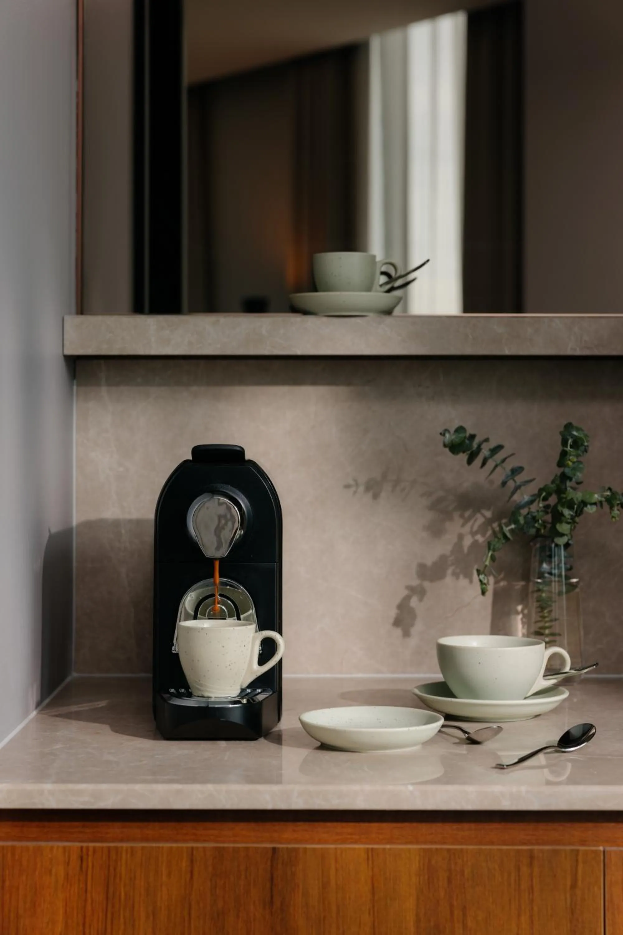 Coffee/tea facilities in Crowne Plaza Adelaide Mawson Lakes by IHG