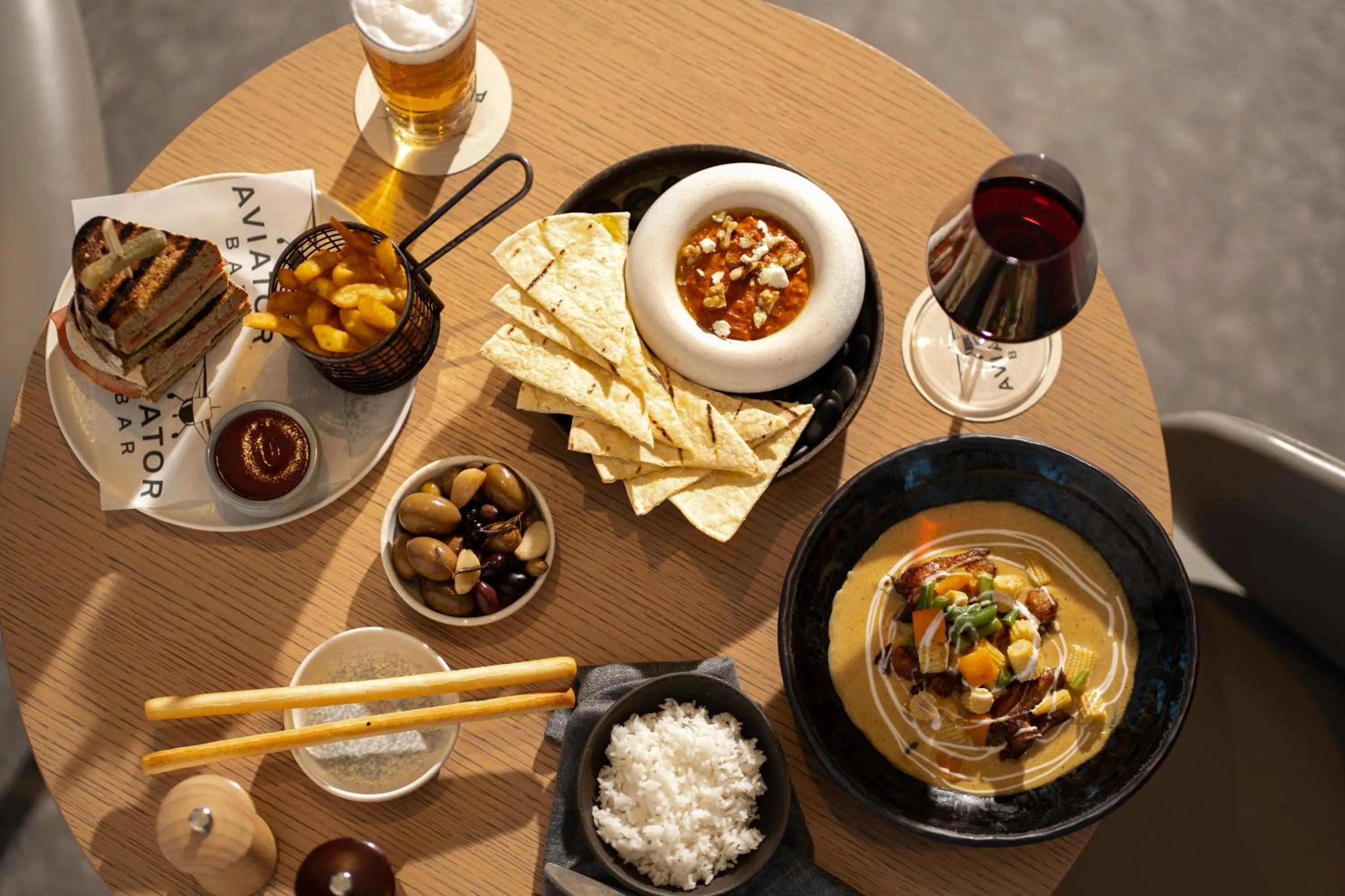 Lounge or bar in Crowne Plaza Adelaide Mawson Lakes by IHG