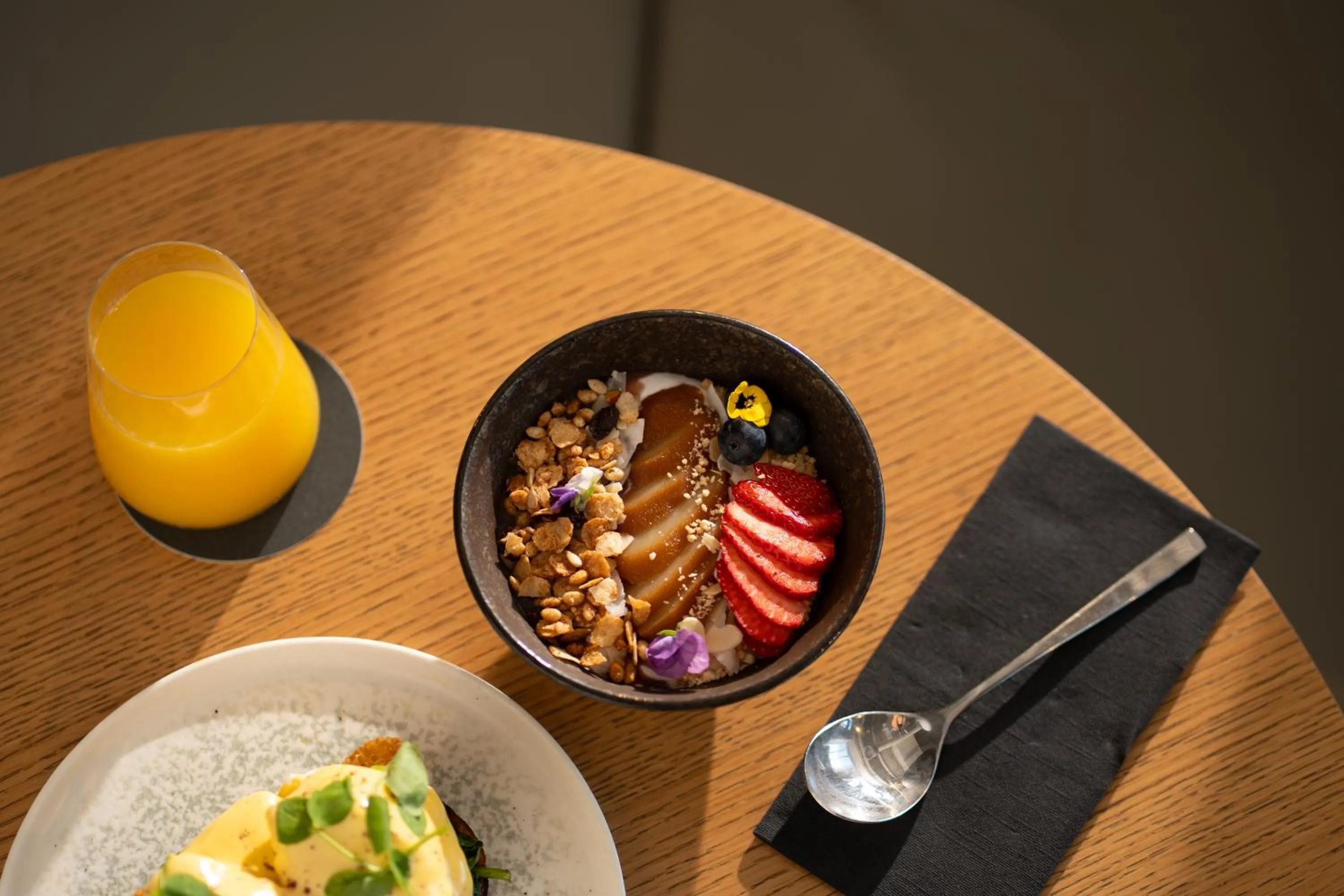 Restaurant/places to eat in Crowne Plaza Adelaide Mawson Lakes by IHG