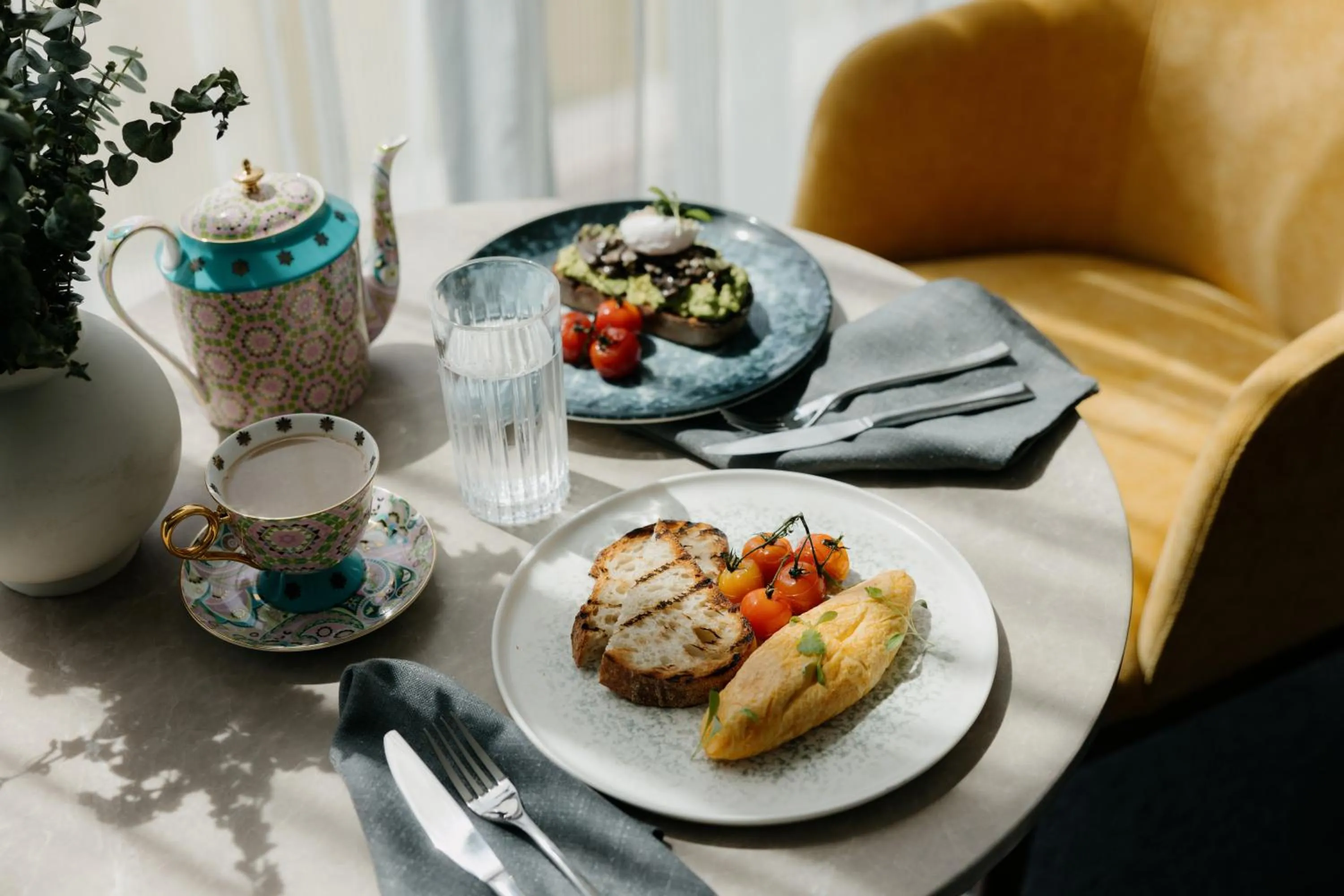 Food in Crowne Plaza Adelaide Mawson Lakes by IHG