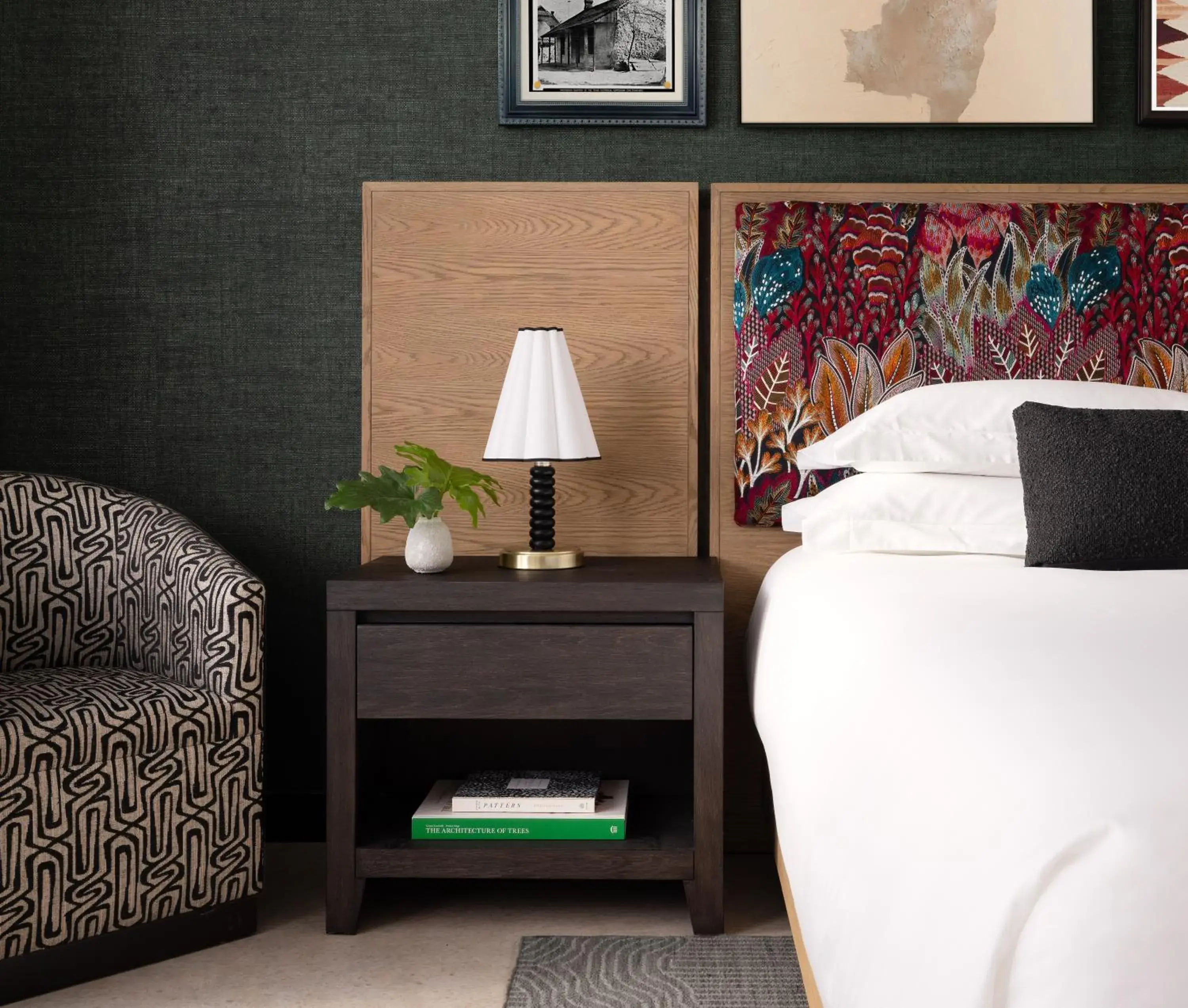 Bed in Kimpton Santo San Antonio - Riverwalk by IHG Bed in Kimpton Santo San Antonio - Riverwalk by IHG