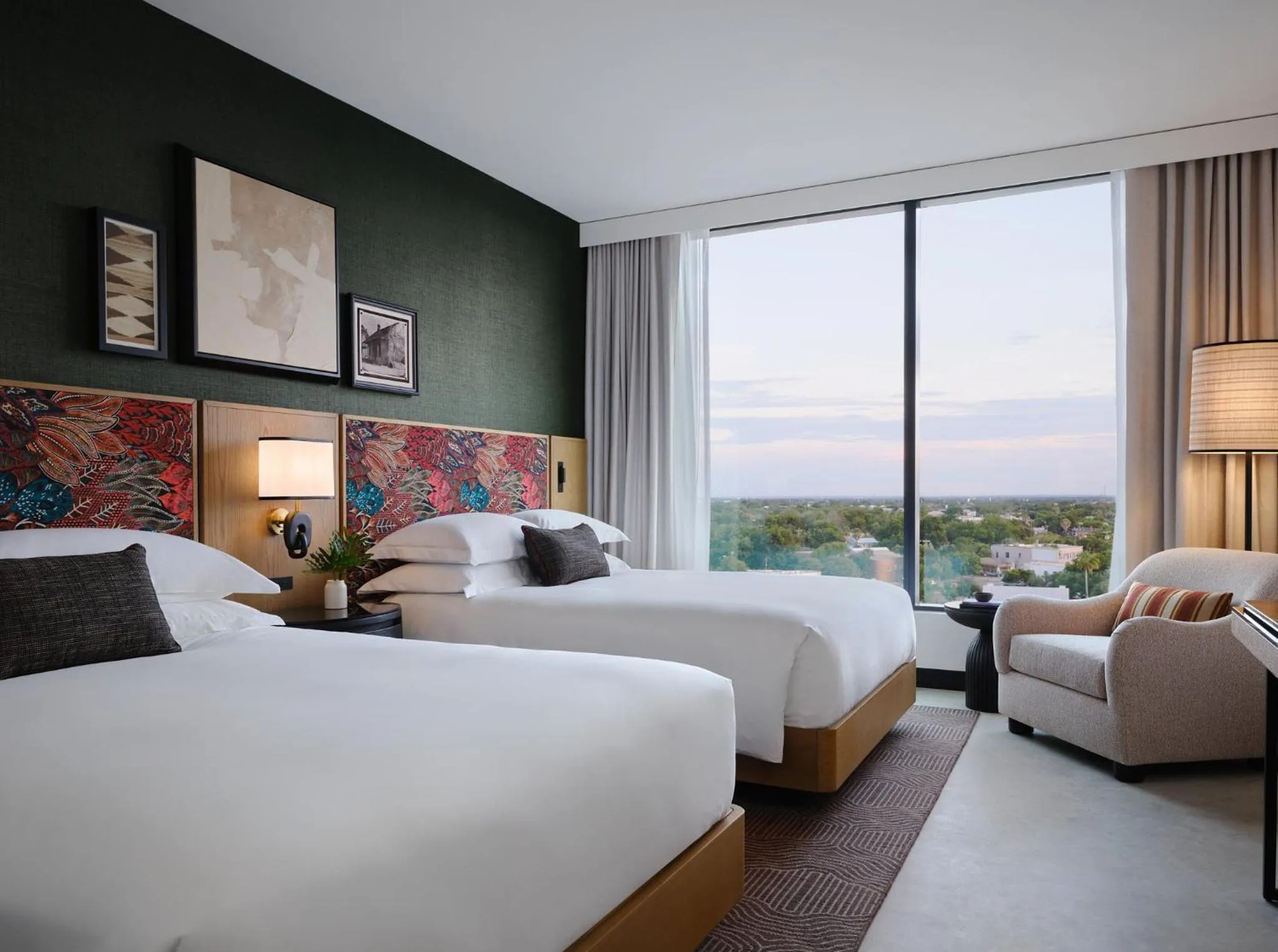 Photo of the whole room, Bed in Kimpton Santo San Antonio - Riverwalk by IHG